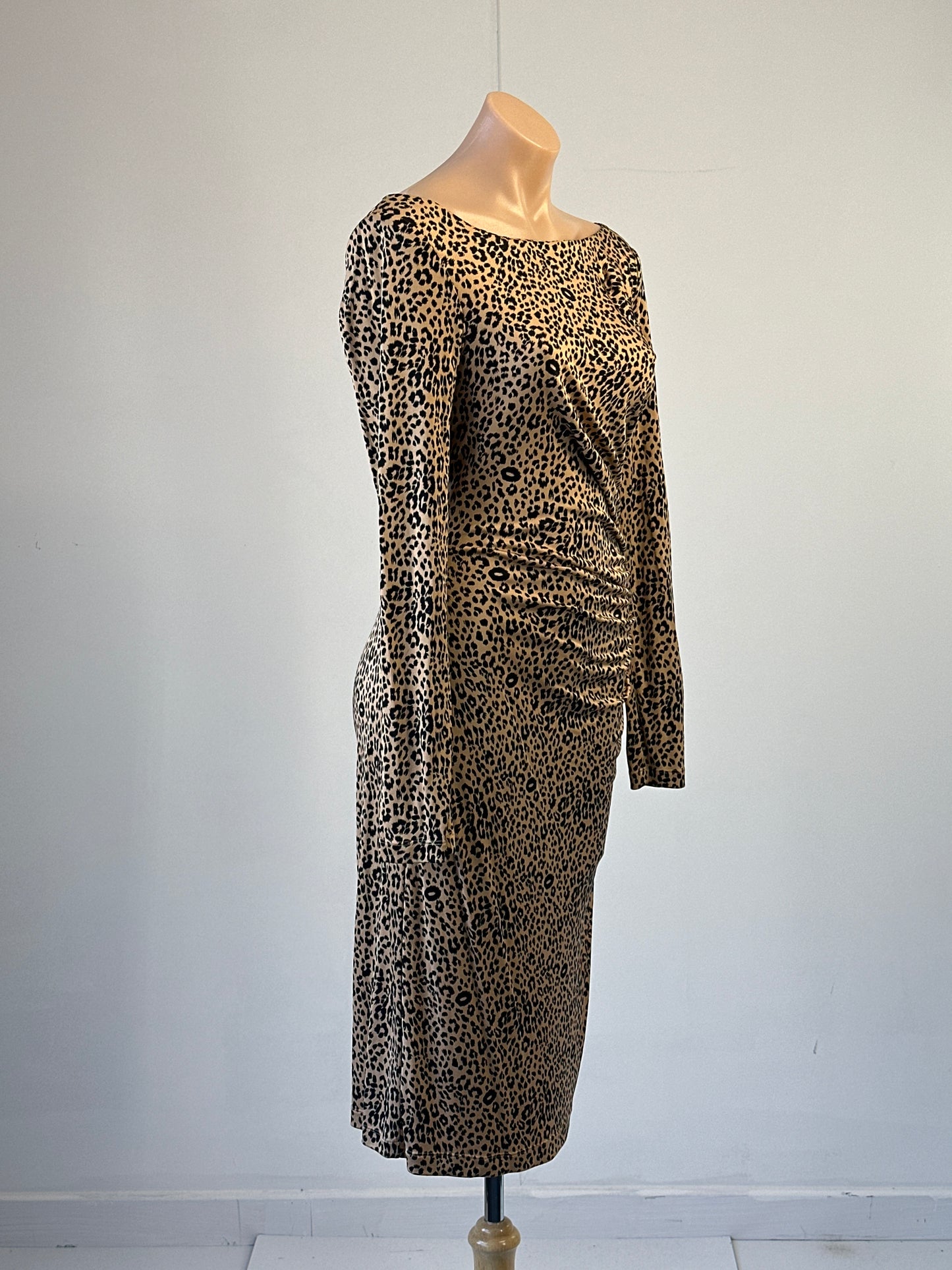LK Bennett | London | dress | size 12 | knee length | 100% silk