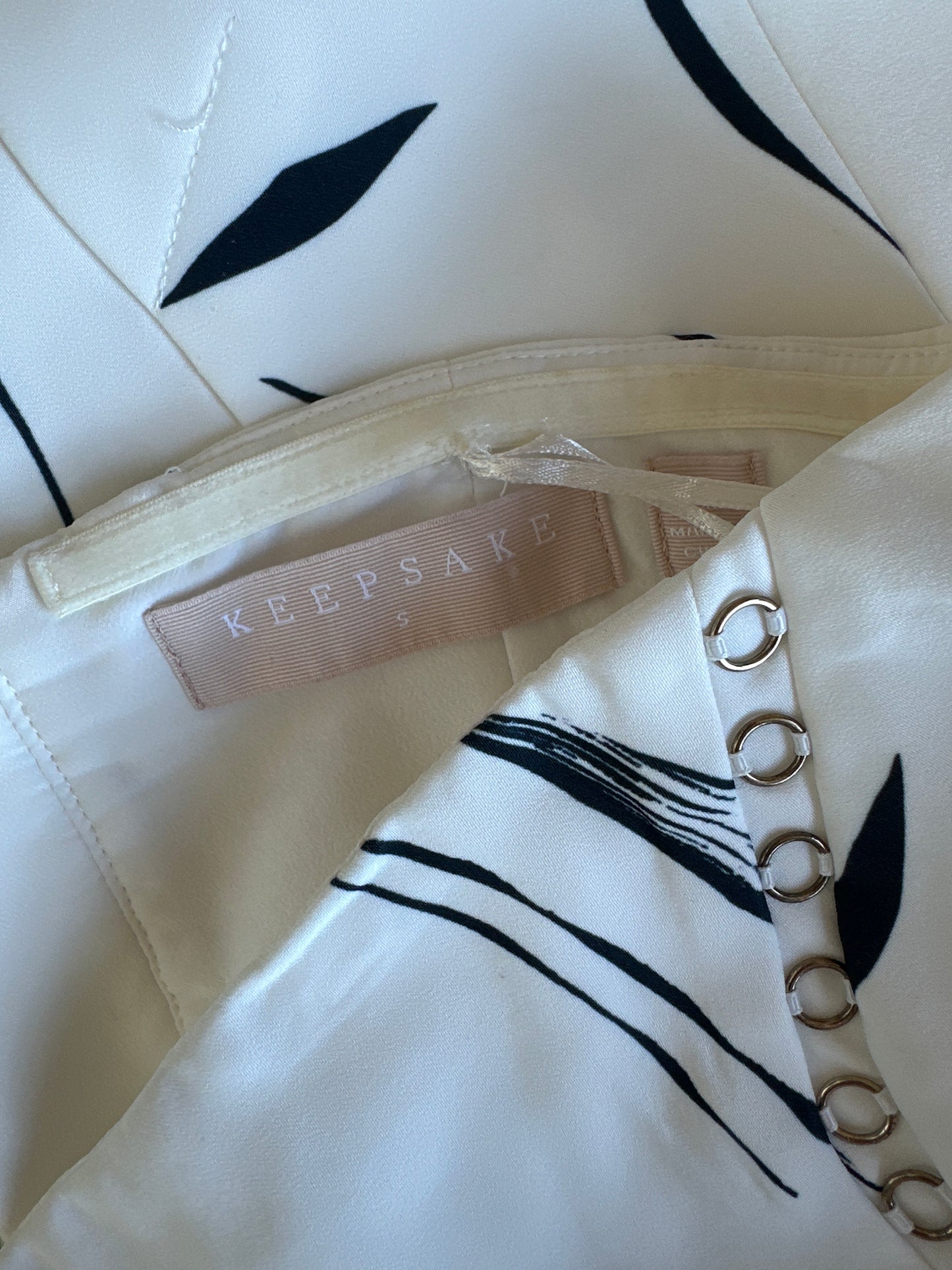 Keepsake | dress | size 8 | midi length