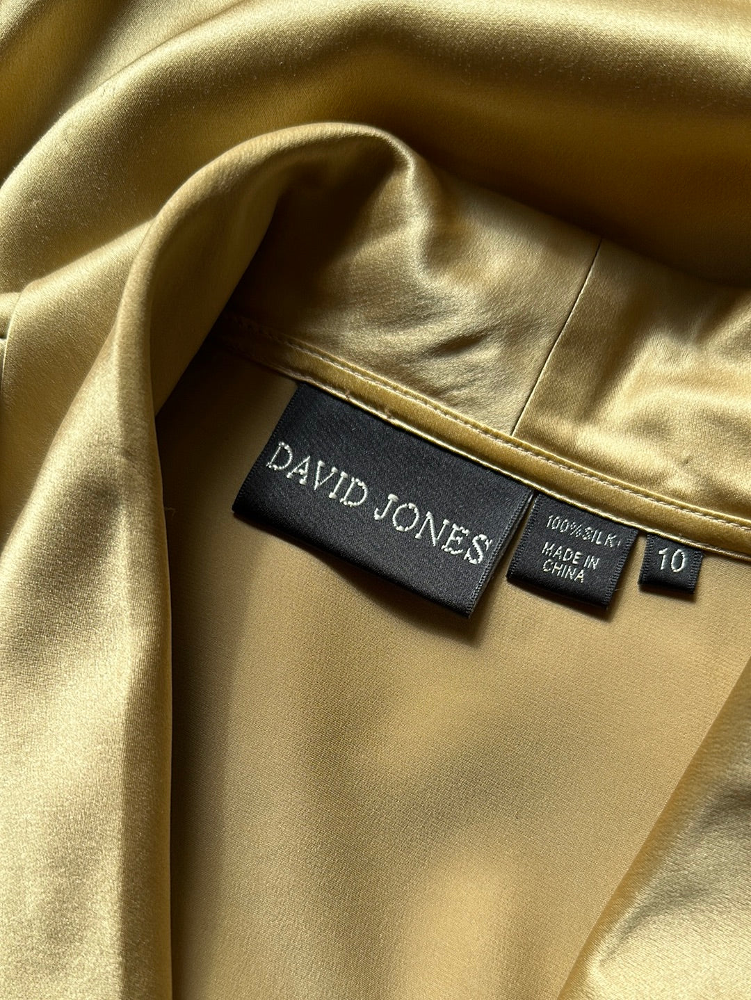 David Jones | vintage 80's | shirt | size 10 | long sleeve | 100% silk