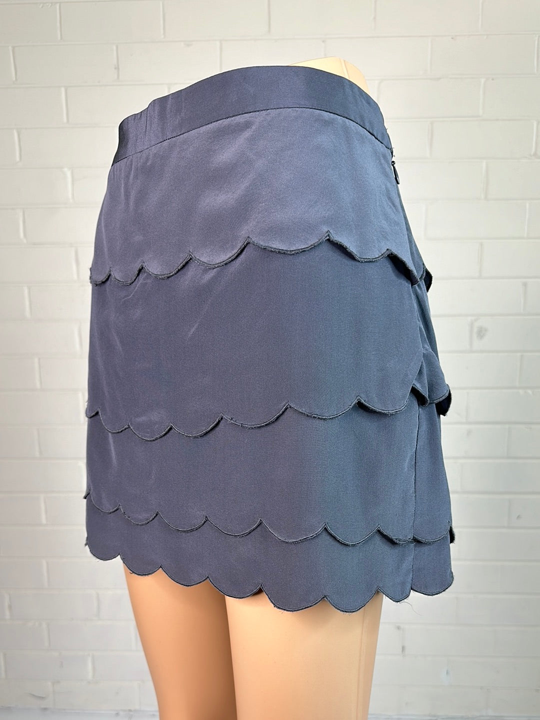 Club Monaco | Canada | skorts | size 8 | high rise waist | 100% silk | new with tags