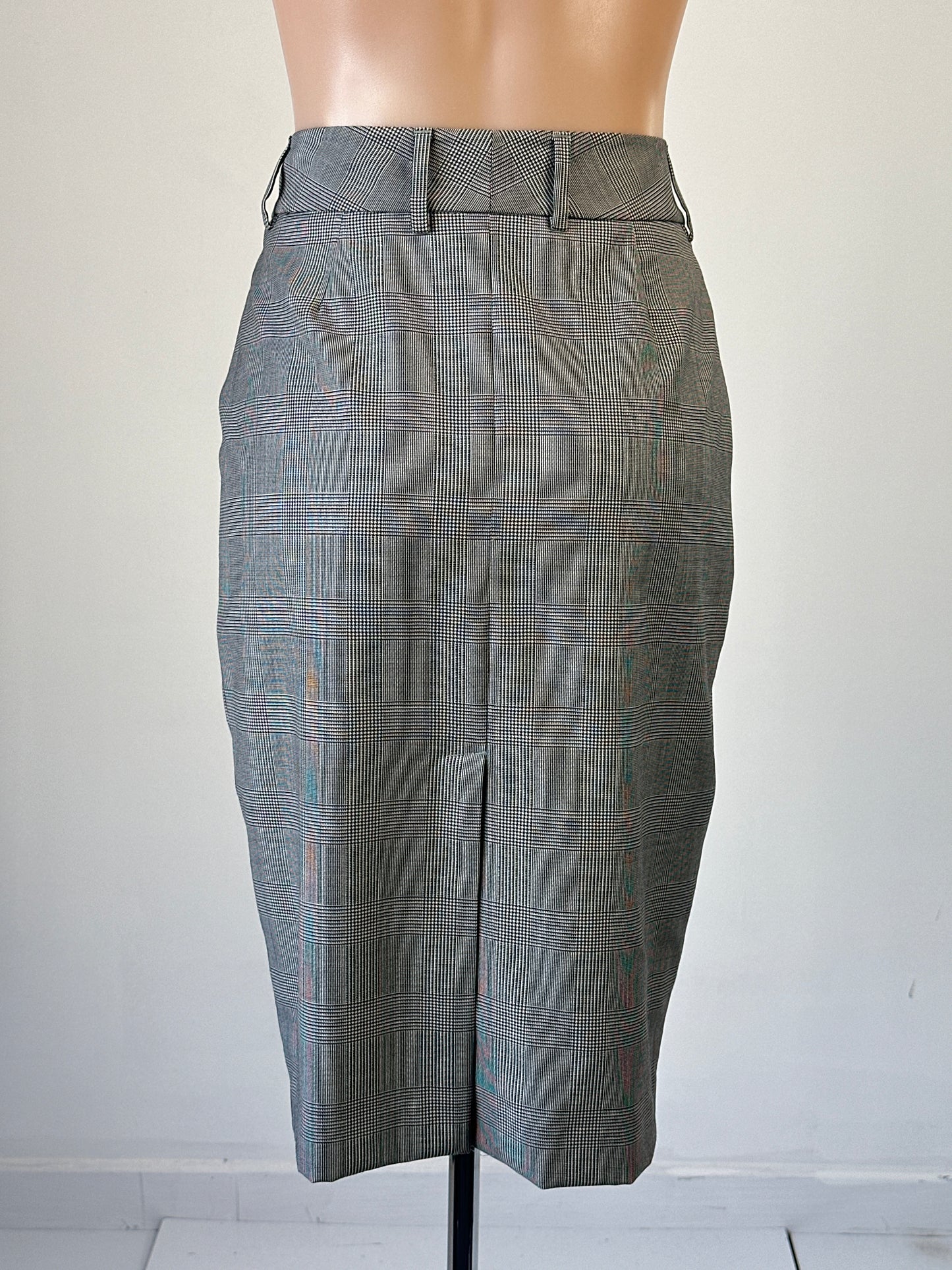 Rhodes & Beckett | skirt | size 6 | knee length | 100% wool