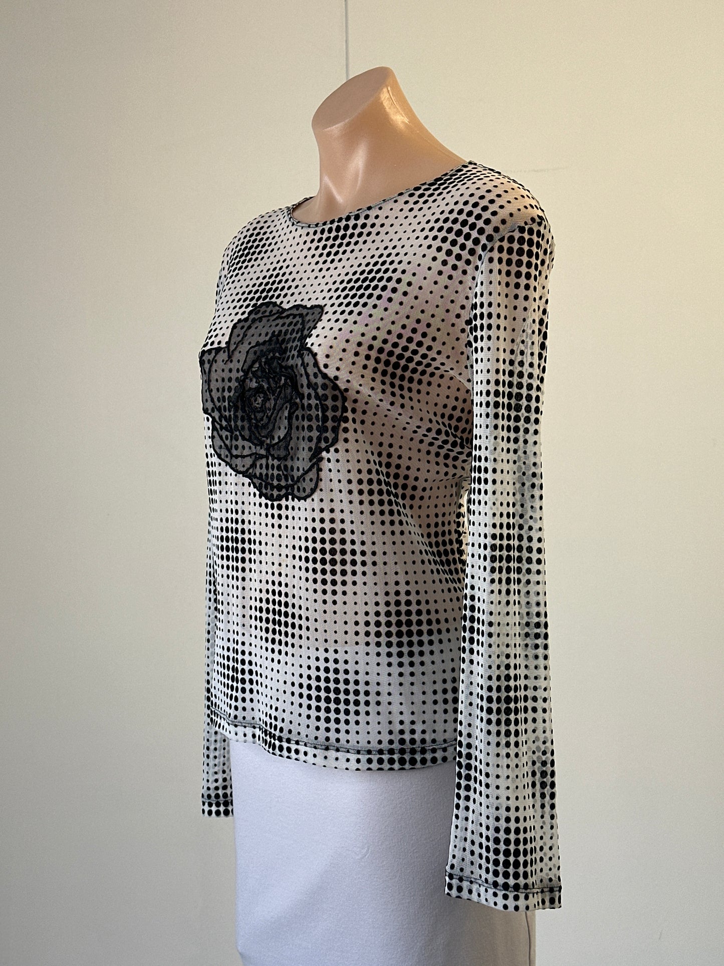 David Pond | New Zealand | top | size 14 | long sleeve
