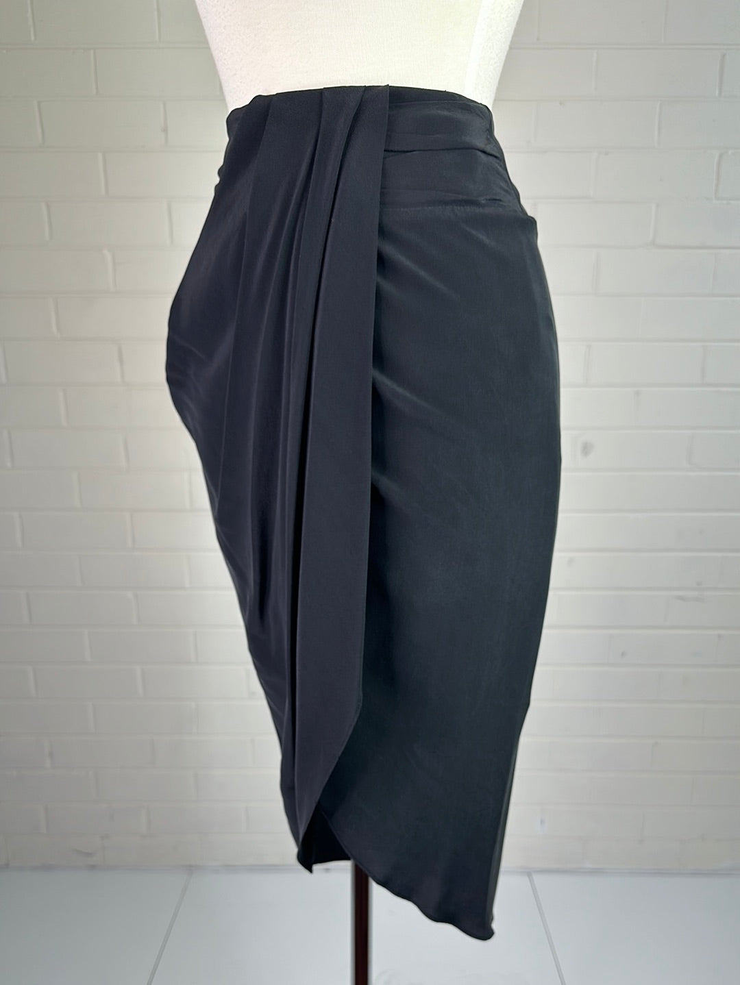 Rodeo Show | skirt | size 8 | midi length | 100% silk | new with tags