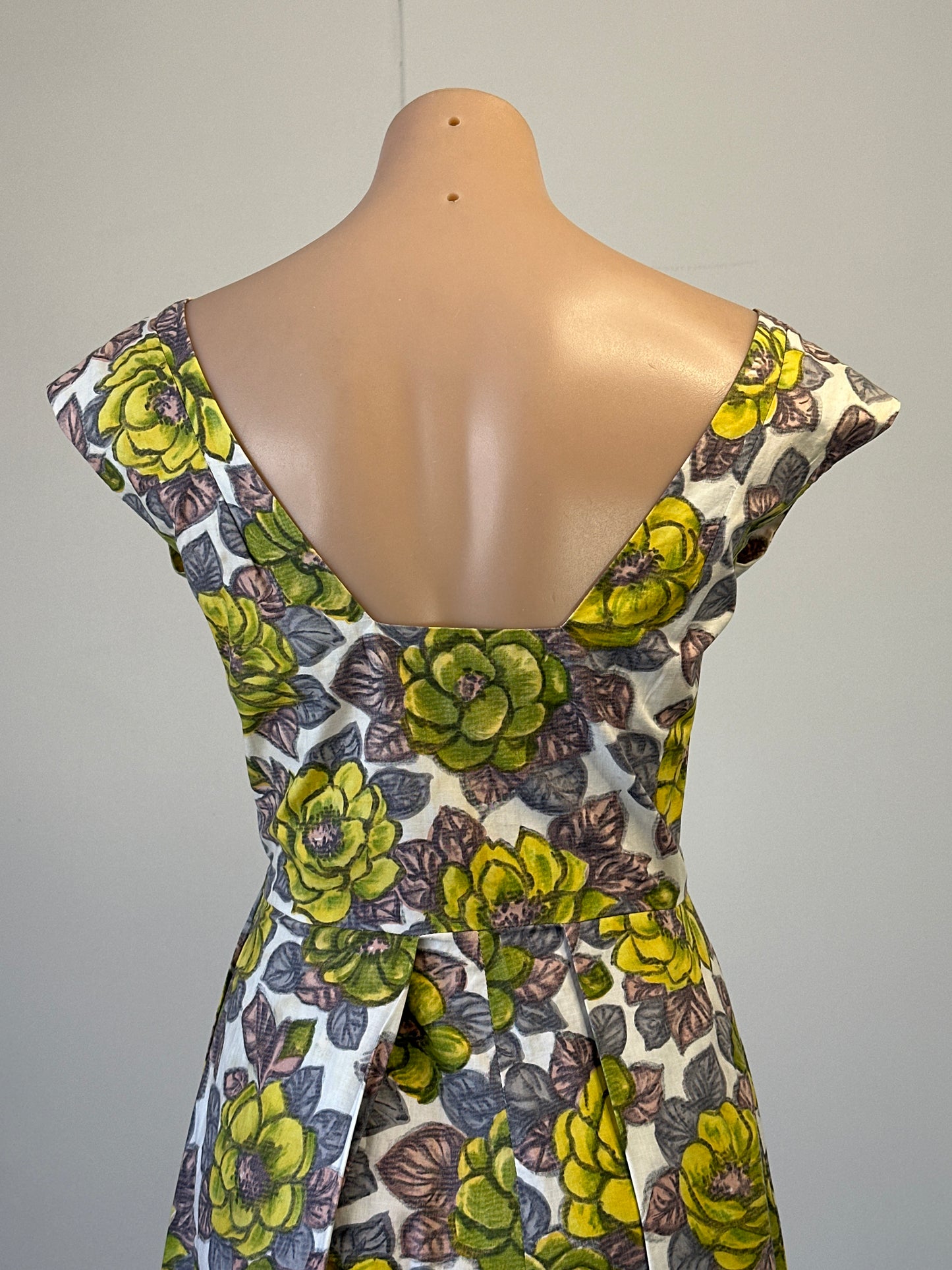No label | vintage 60’s | dress | size 12 | midi length