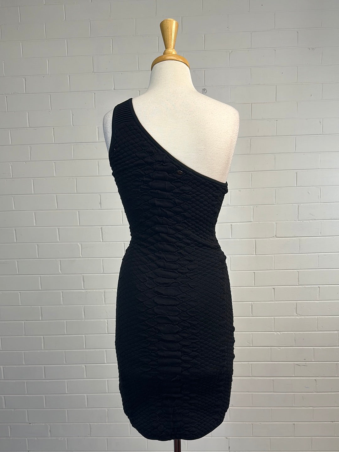 GUESS | dress | size 6 | knee length