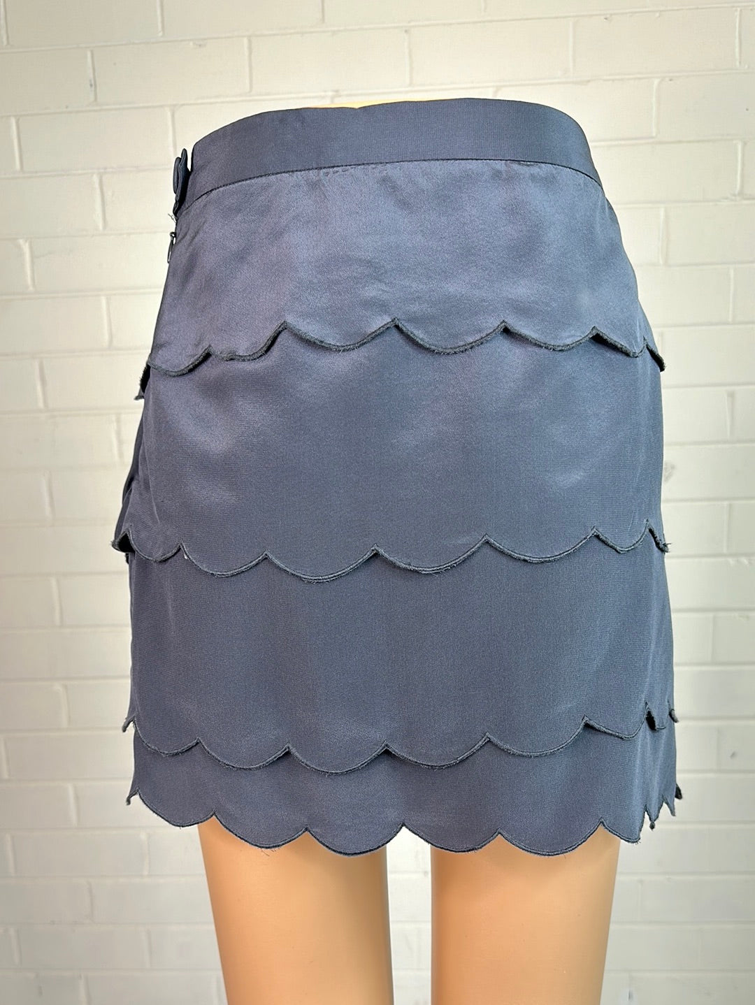 Club Monaco | Canada | skorts | size 8 | high rise waist | 100% silk | new with tags
