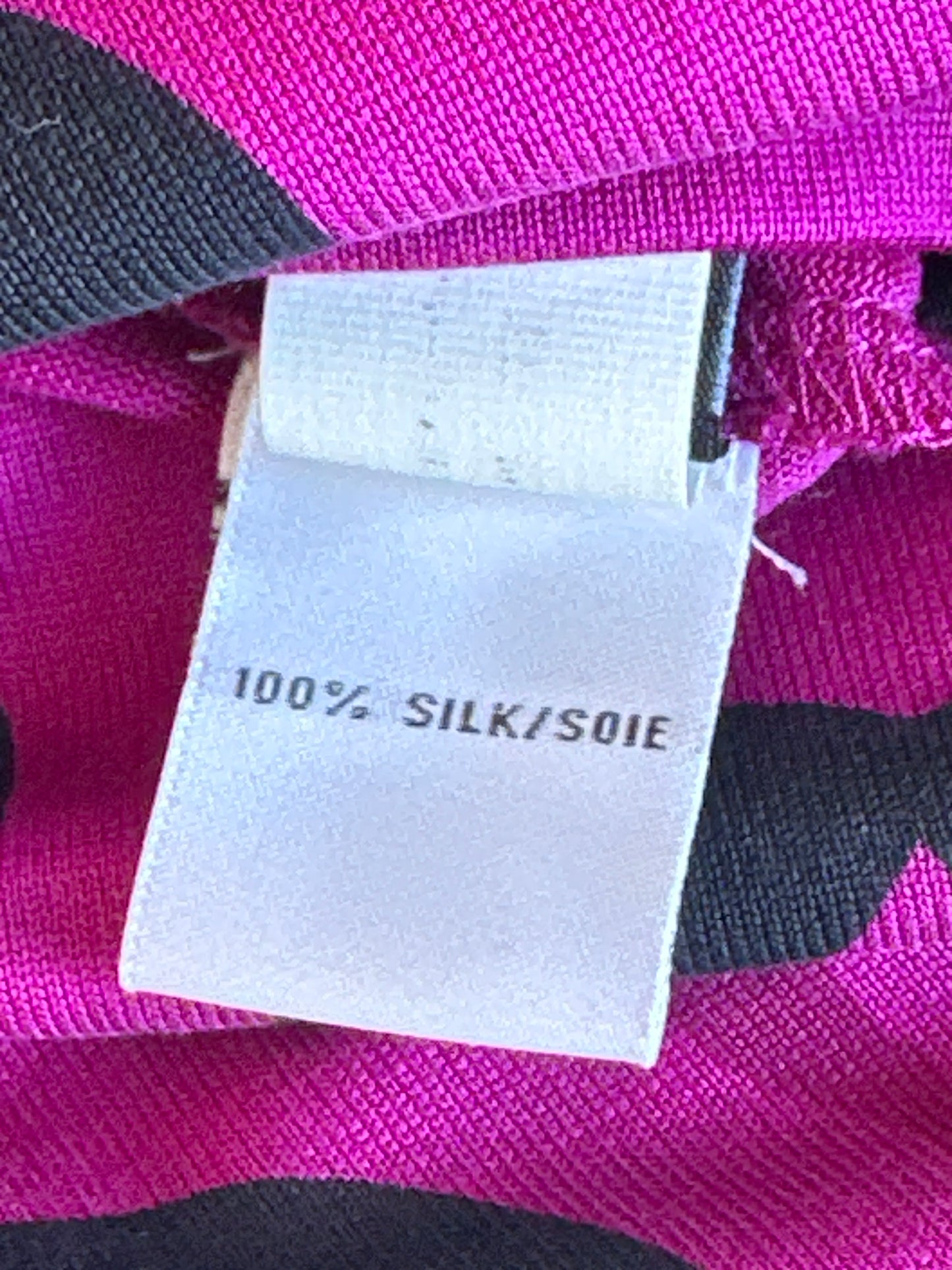 Diane von Furstenberg | New York | dress | size 8 | mini length | 100% silk