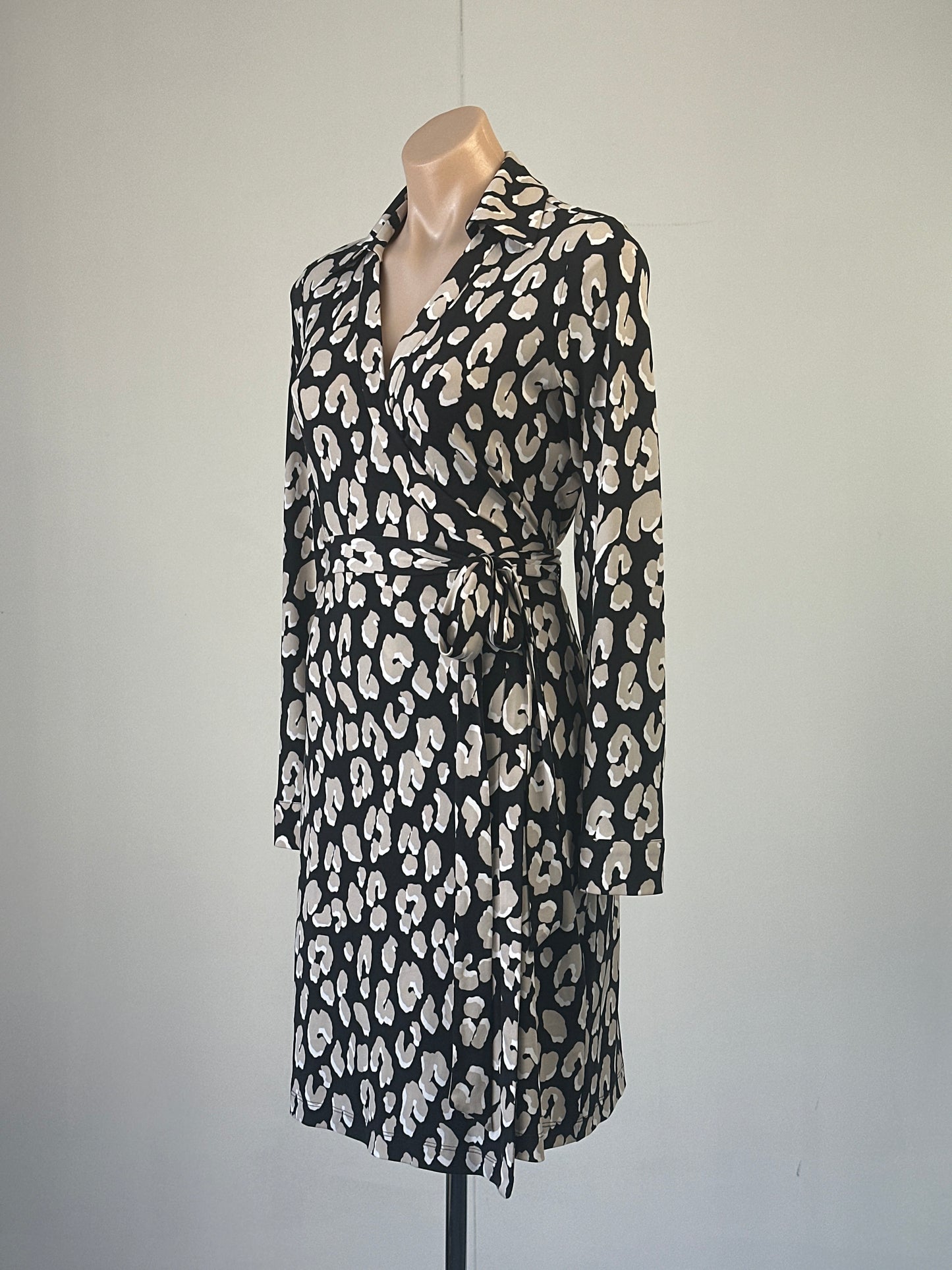 Calvin Klein | US | dress | size 10 | knee length