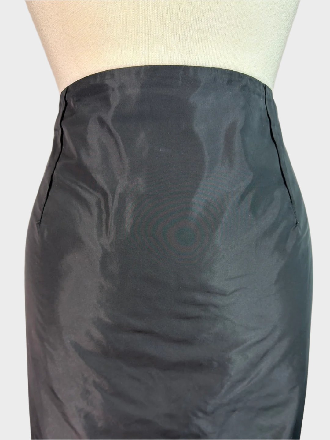 Carla Zampatti | skirt | size 12 | knee length | made in Australia 🇦🇺