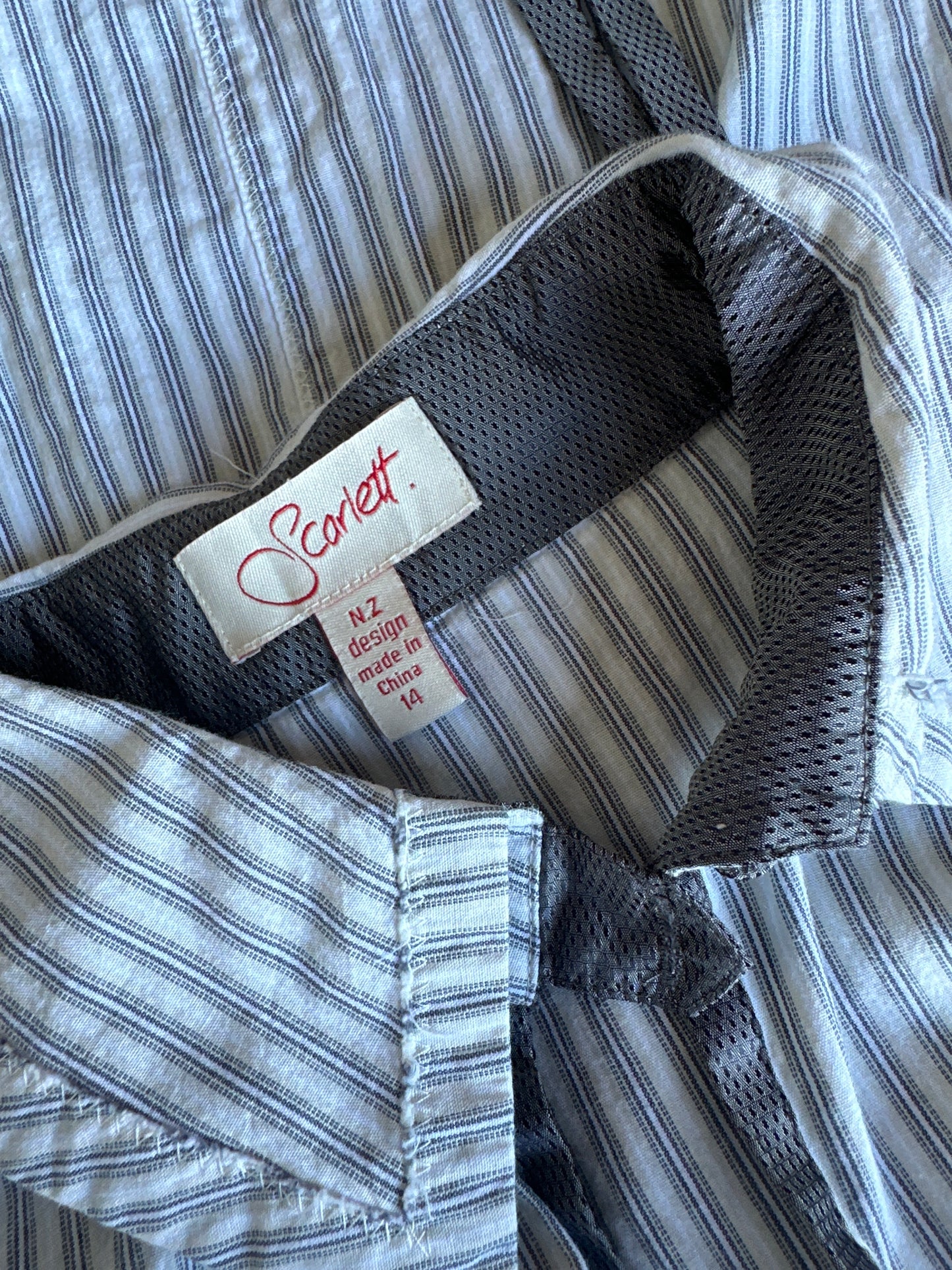 Scarlett | New Zealand | shirt | size 14 | long sleeve | 100% cotton