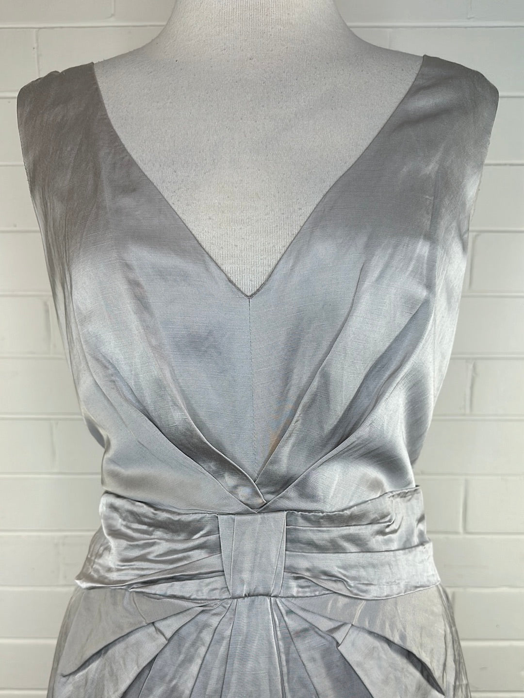 Veronika Maine | dress | size 12 | knee length | made in Australia 🇦🇺