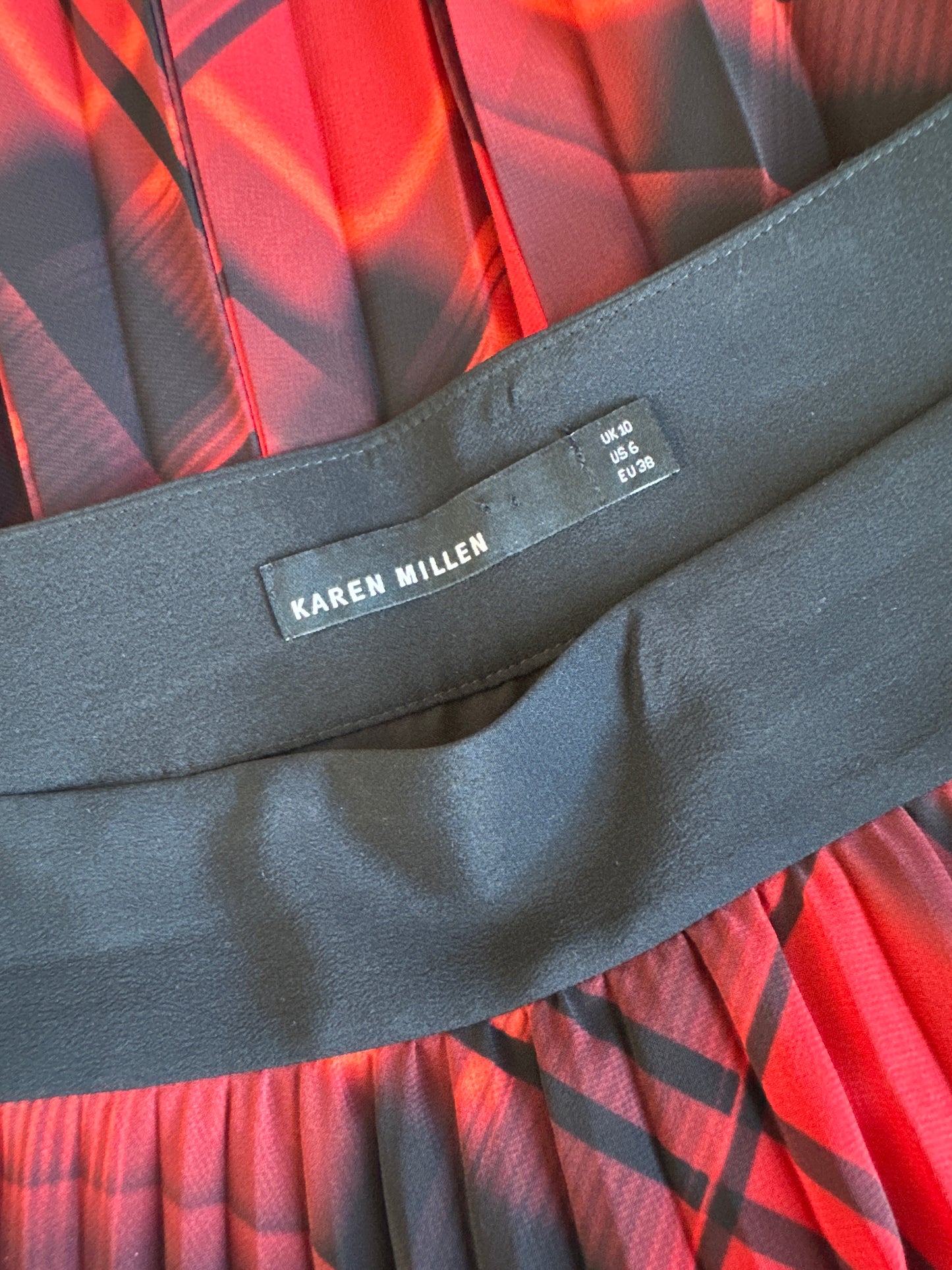 Karen Millen | UK | skirt | size 10 | knee length