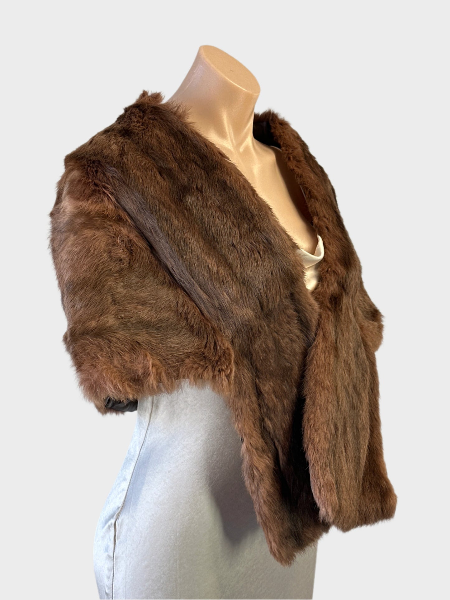 Levy Furs - Sydney | vintage 50's | fur stole | one size | wrap front