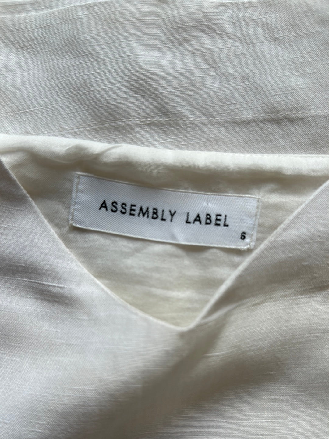 Assembly Label | top | size 6 | sleeveless | silk linen blend