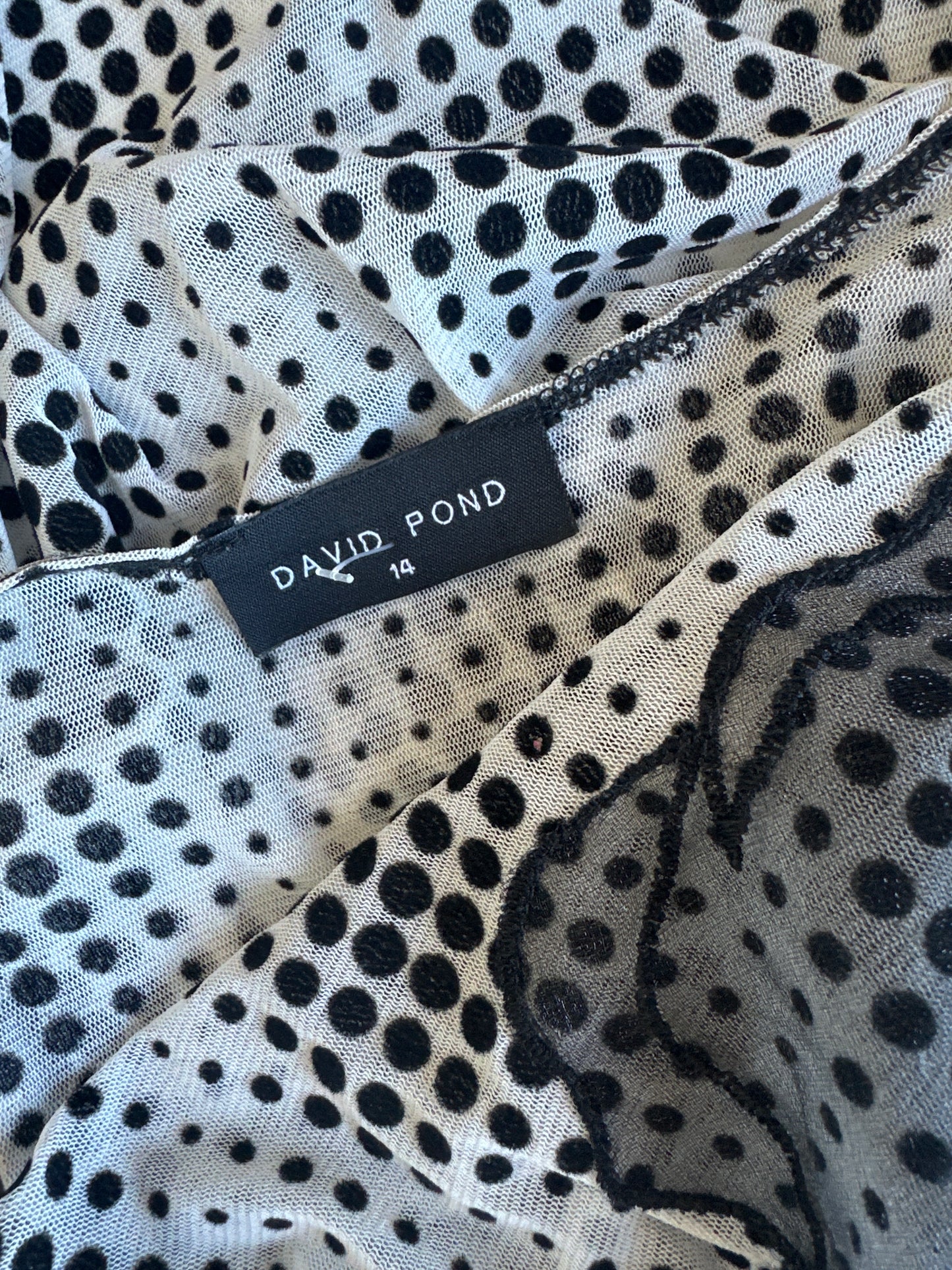 David Pond | New Zealand | top | size 14 | long sleeve