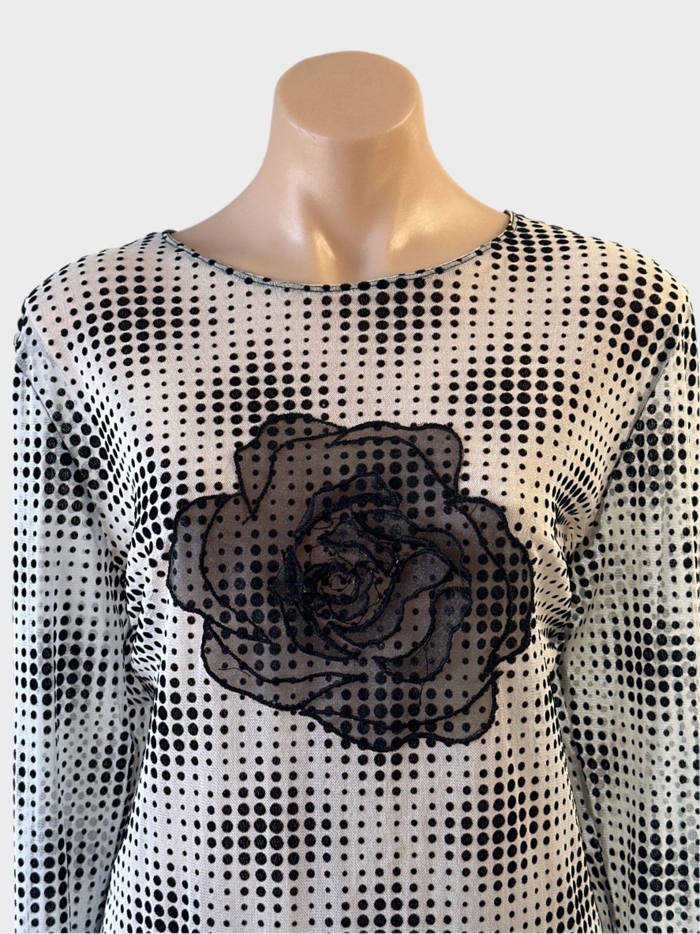David Pond | New Zealand | top | size 14 | long sleeve