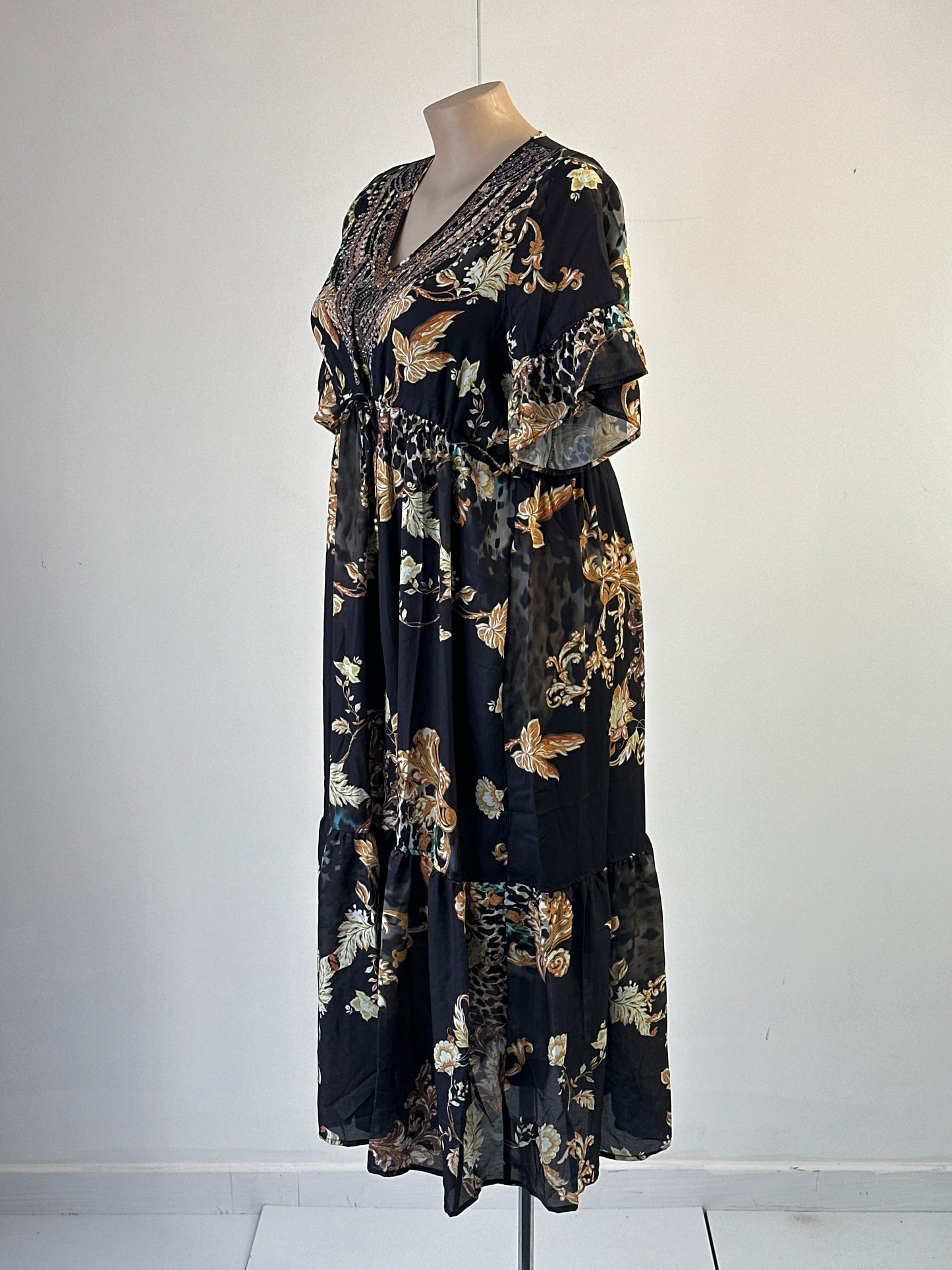 Taking Shape | dress | size 16 | maxi length | new with tags