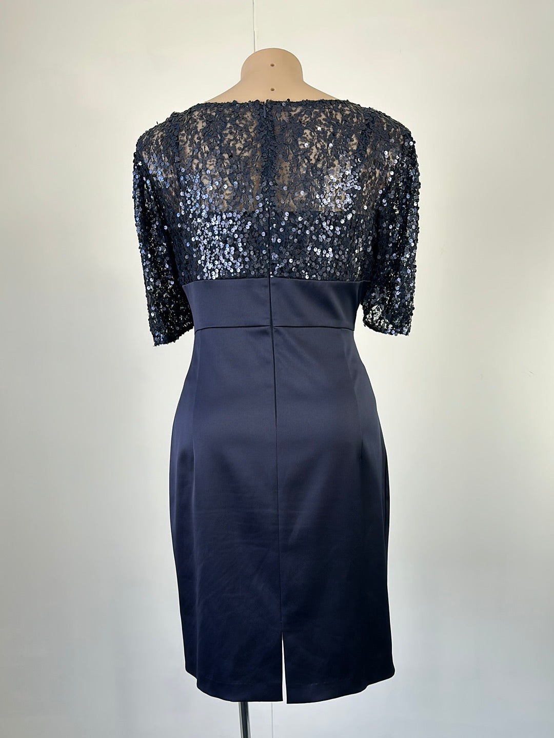 Anthea Crawford | dress | size 18 | knee length | made in Australia ๐ฆ๐บ