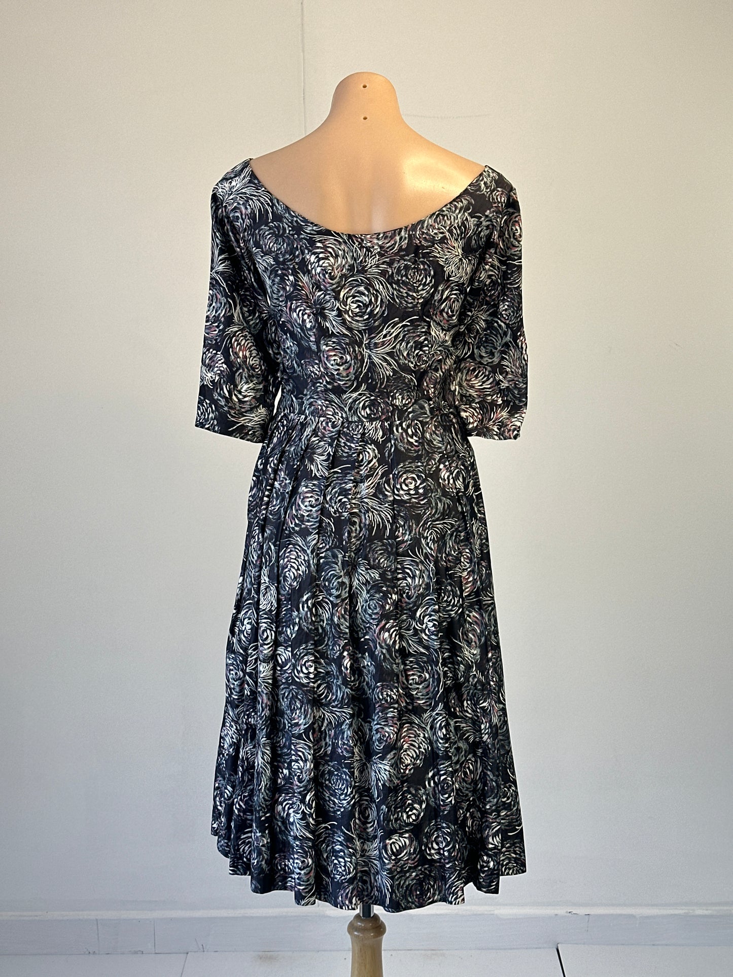 No label | vintage 60's | dress | size 10 | midi length