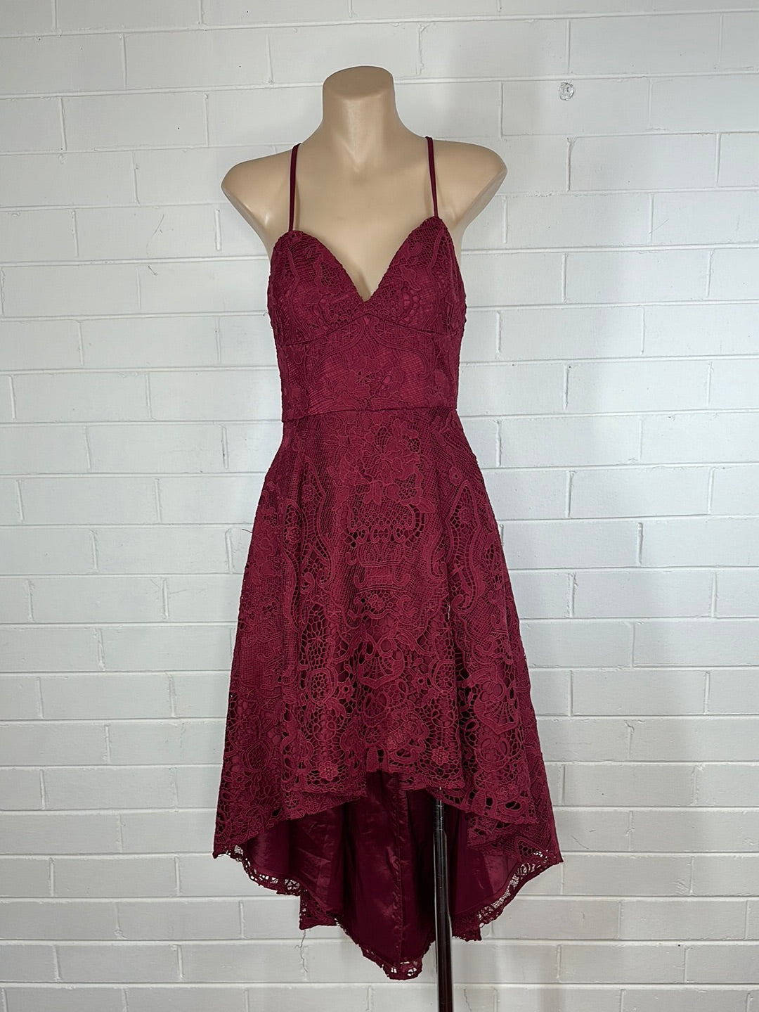 Two Sisters | dress | size 6 | midi length