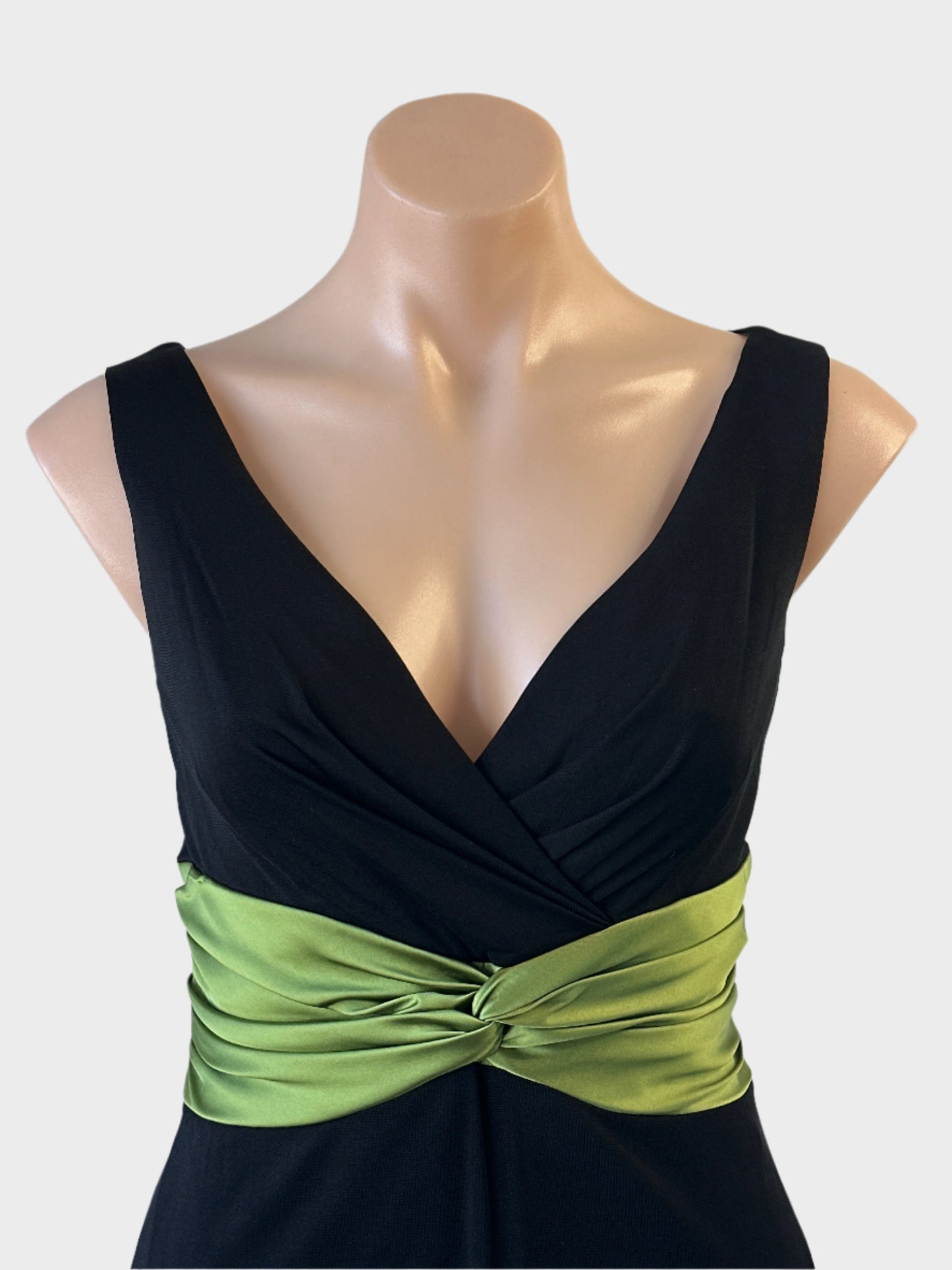 Kay Unger | New York | dress | size 8 | knee length