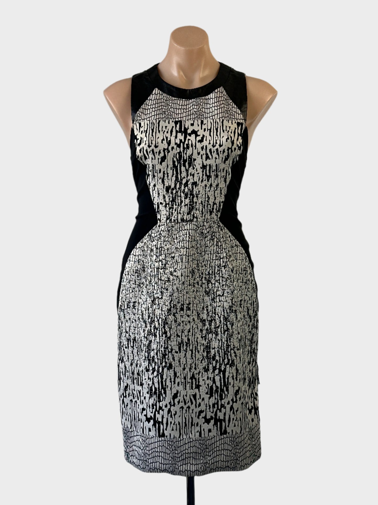 Ginger & Smart | dress | size 10 | knee length | made in Australia 🇦🇺