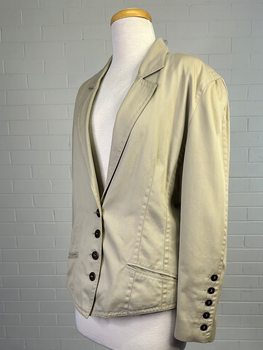 Louis Féraud | Paris | vintage 80's | jacket | size 12 | single breasted | 100% cotton