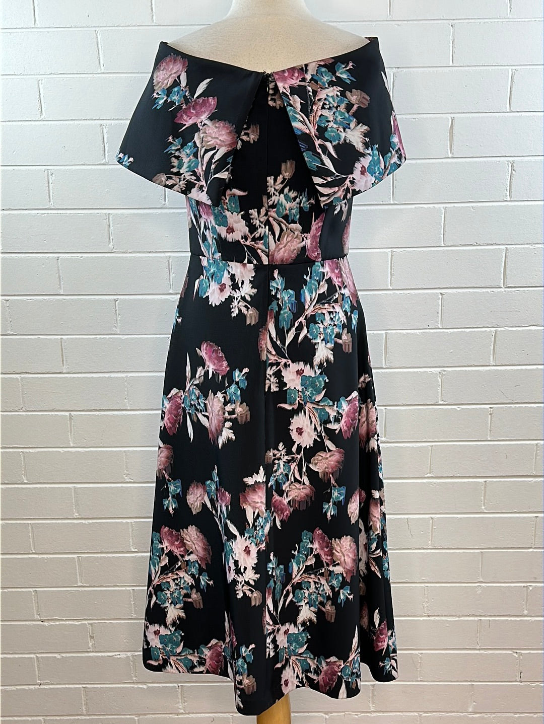 Jayson Brunsdon | dress | size 10 | mid length