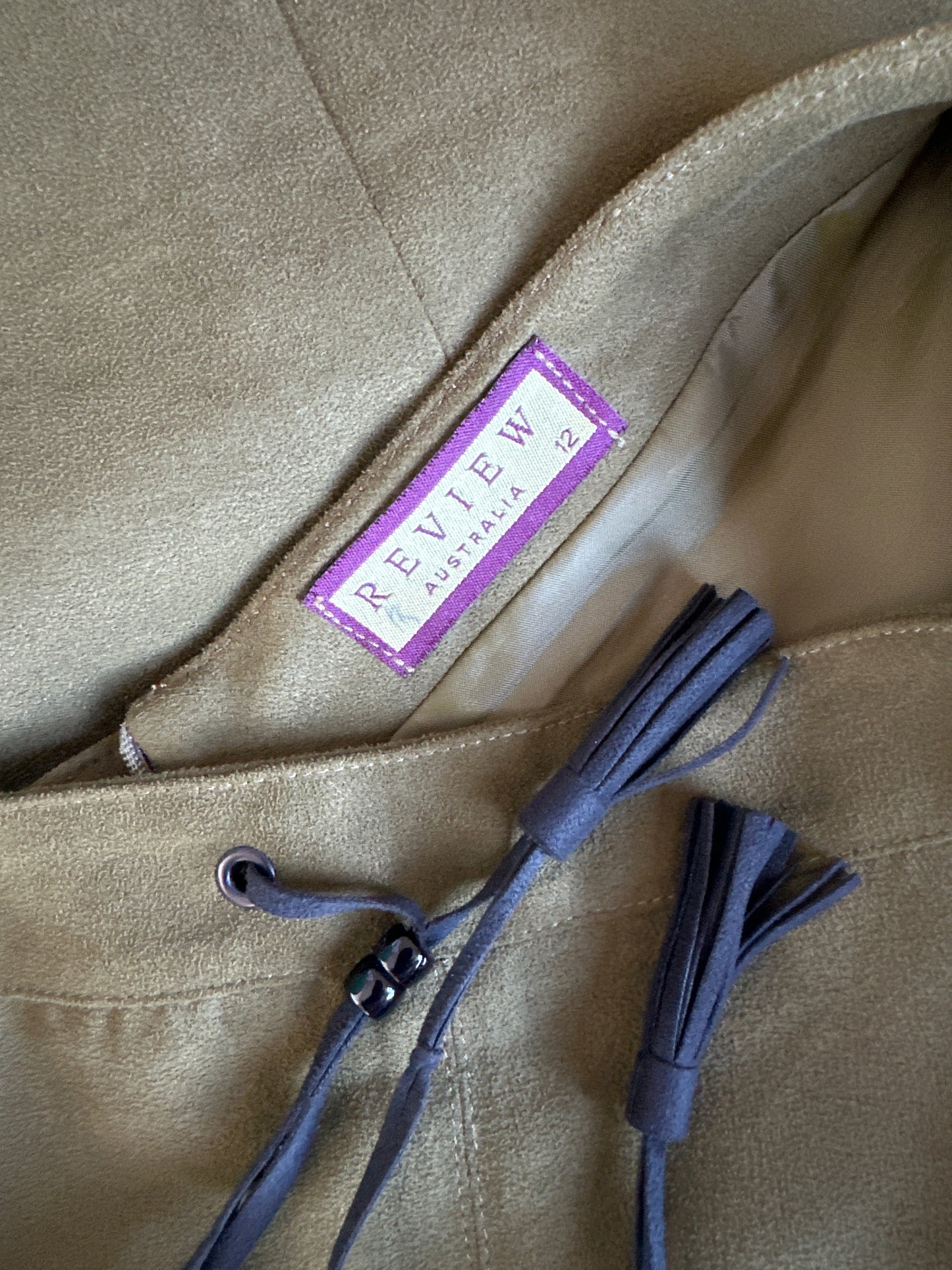 Review | skirt | size 12 | knee length