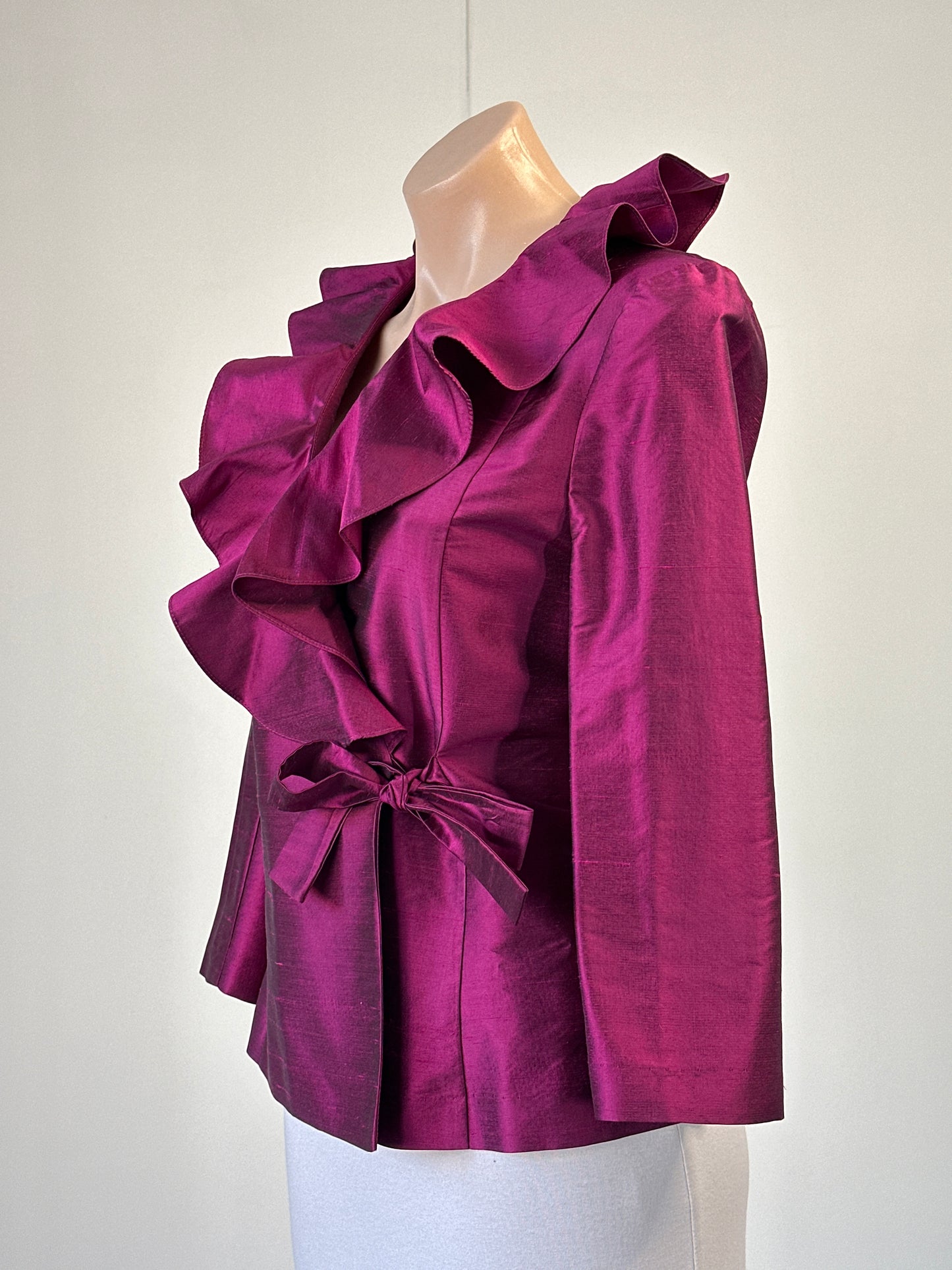 Perri Cutten | vintage 90's | top | size 10 | three quarter sleeve | 100% silk | made in Australia 🇦🇺