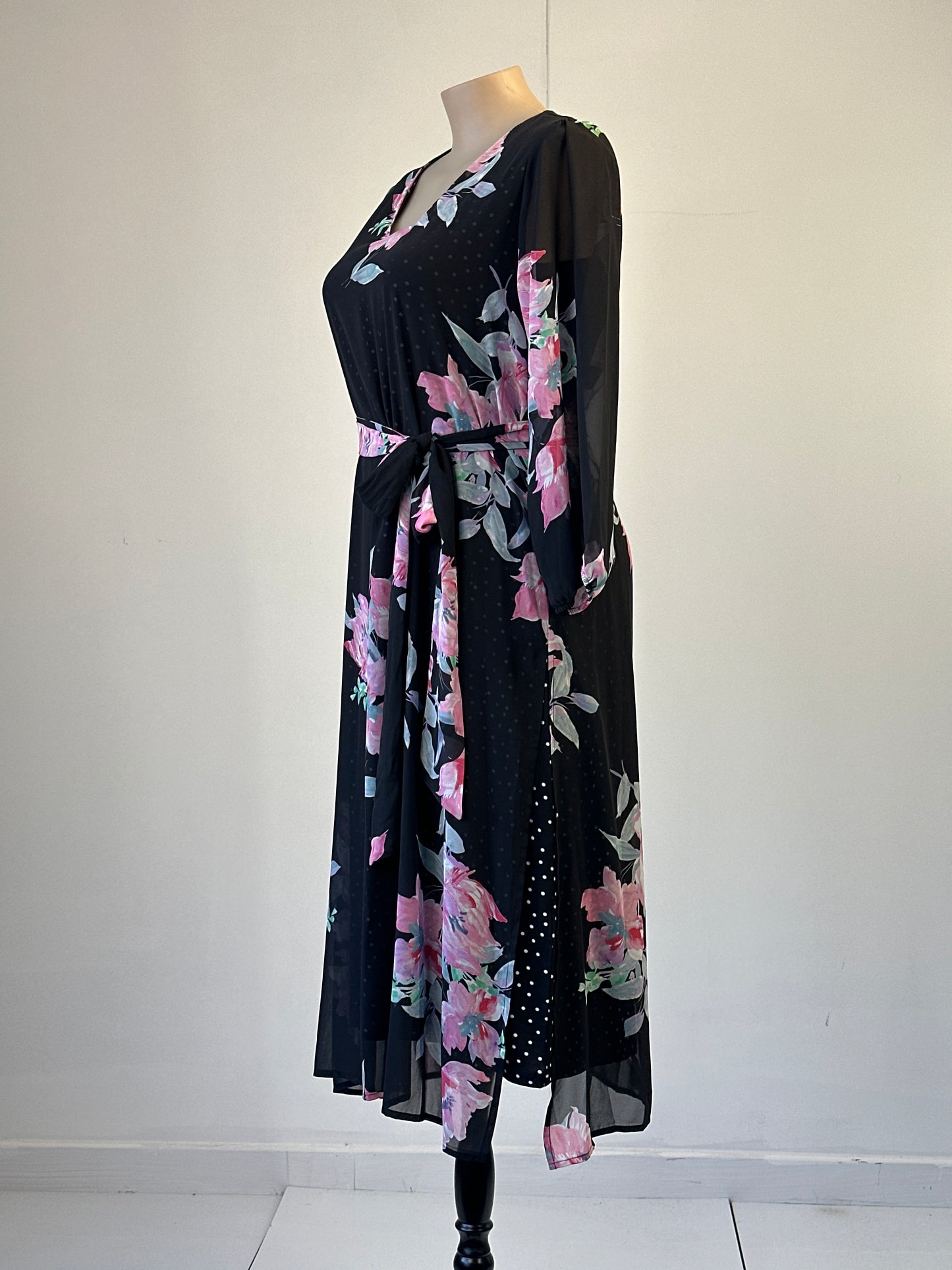Taking Shape | dress | size 14 | maxi length | new with tags
