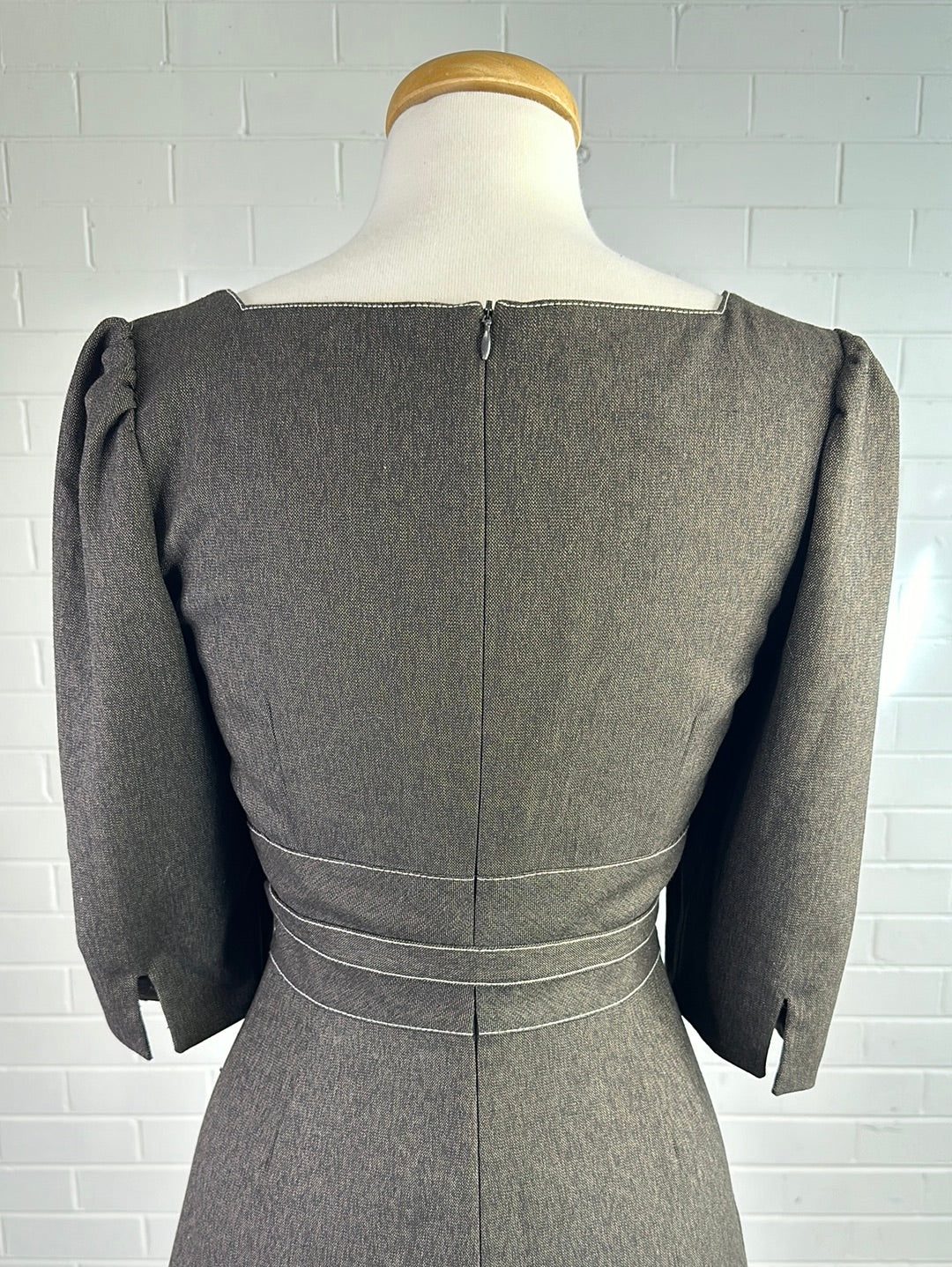 Betty Jackson | London | vintage 90's | dress | size 10 | knee length
