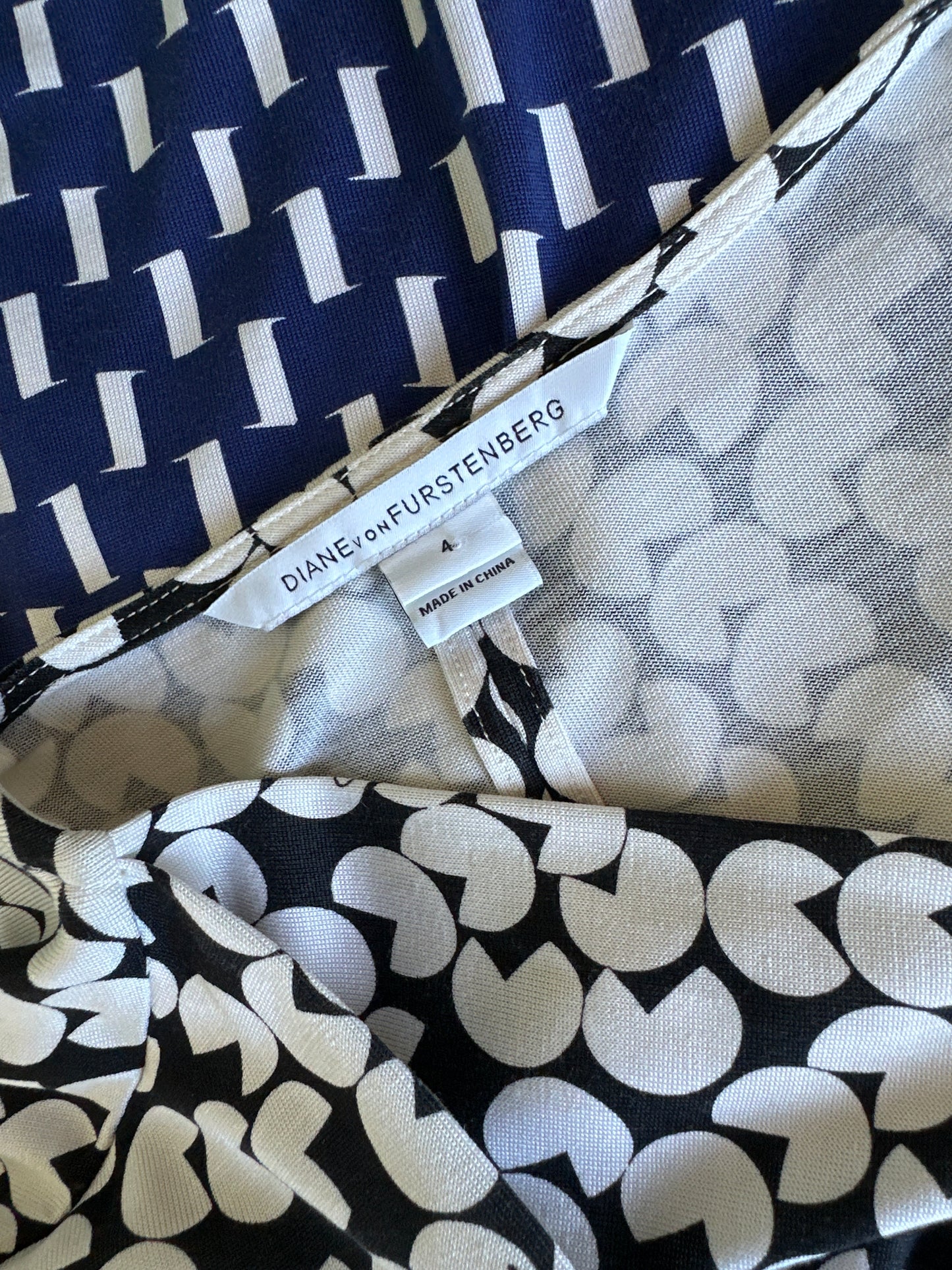 Diane von Furstenberg | New York | dress | size 8 | knee length