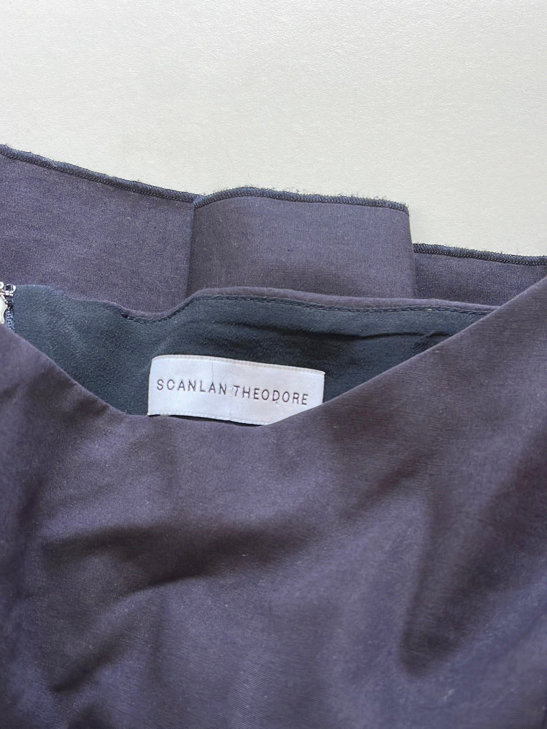 Scanlan Theodore | dress | size 6 | midi length