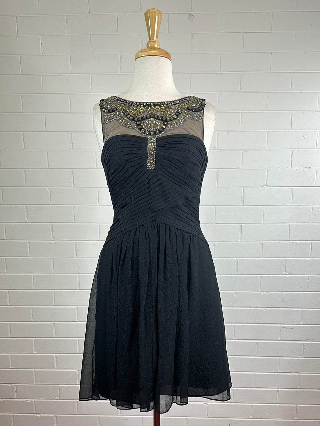 BCBG Max Azria Los Angeles dress size 8 knee length 100