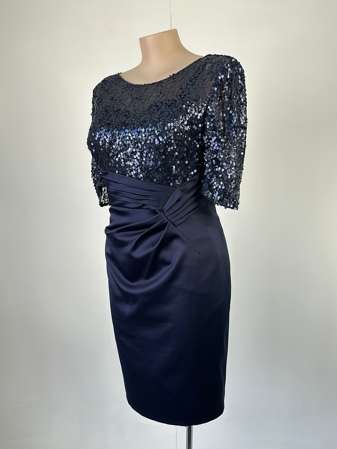 Anthea Crawford | dress | size 18 | knee length | made in Australia ๐ฆ๐บ