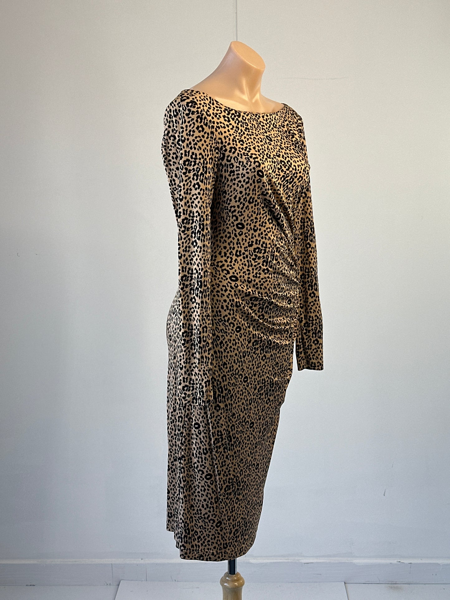 LK Bennett | London | dress | size 12 | knee length | 100% silk