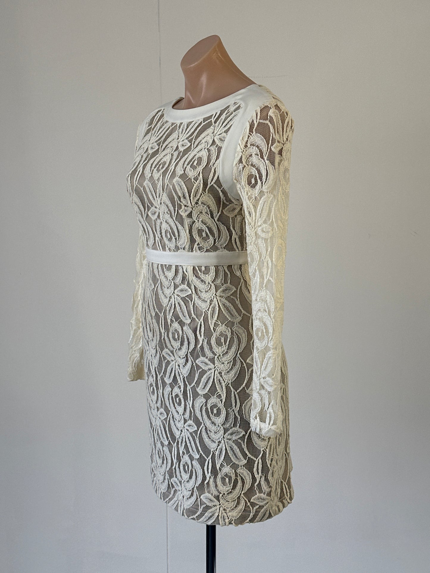 bebe | San Francisco | dress | size 10 | knee length