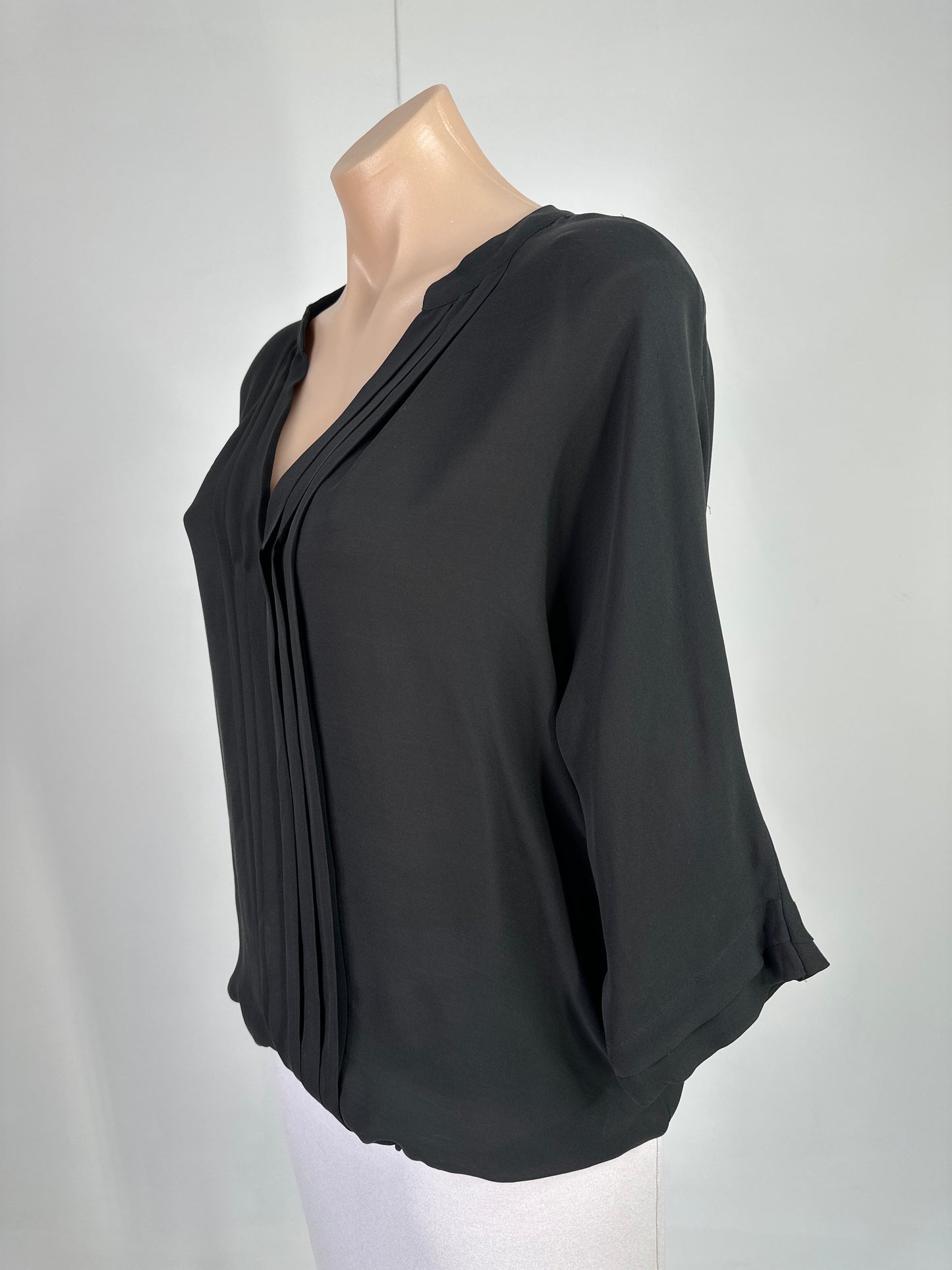 Joie | Los Angeles | top | size 12 | three quarter sleeve | 100% silk