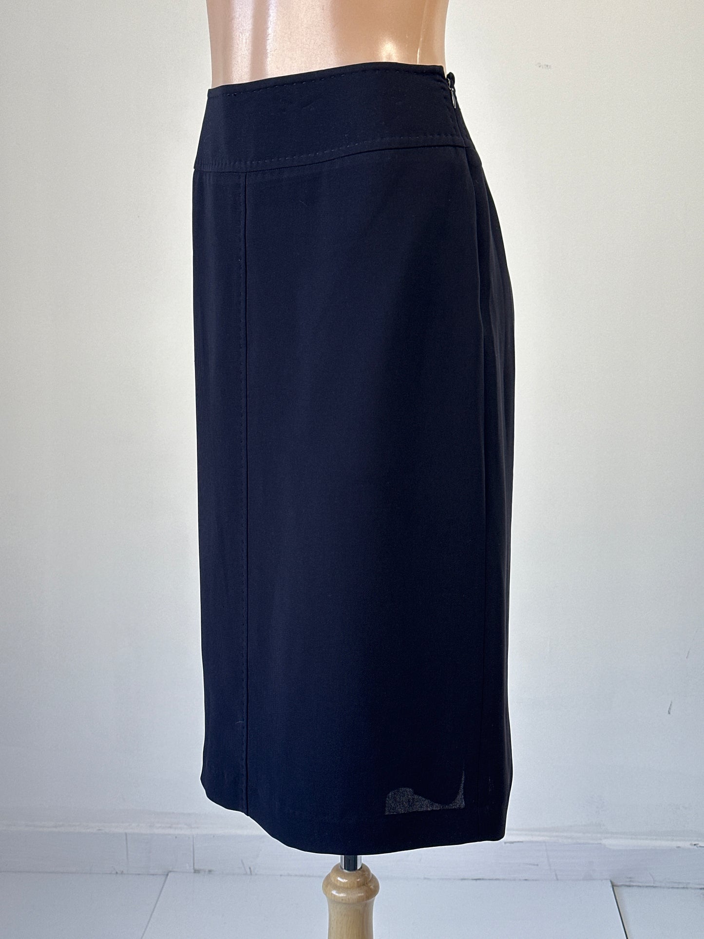 Trent Nathan | skirt | size 10 | knee length | made in Australia 🇦🇺