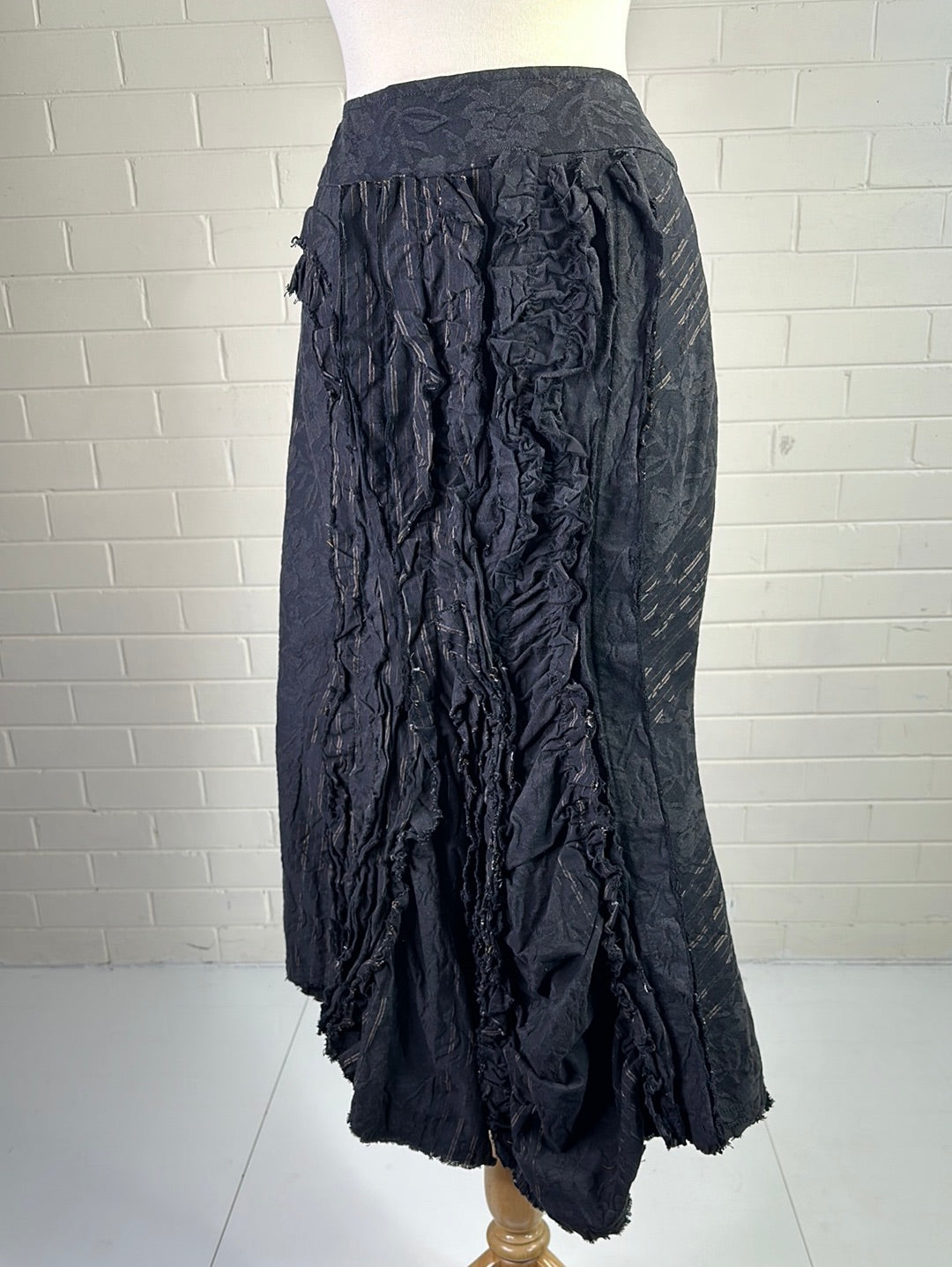 Trelise Cooper | New Zealand | skirt | size 12 | midi length | 100% cotton | made in New Zealand
