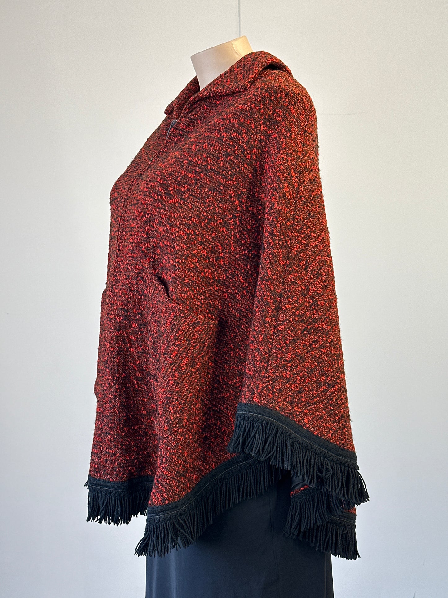 No label - home sewn | vintage 60's | poncho | one size | collared
