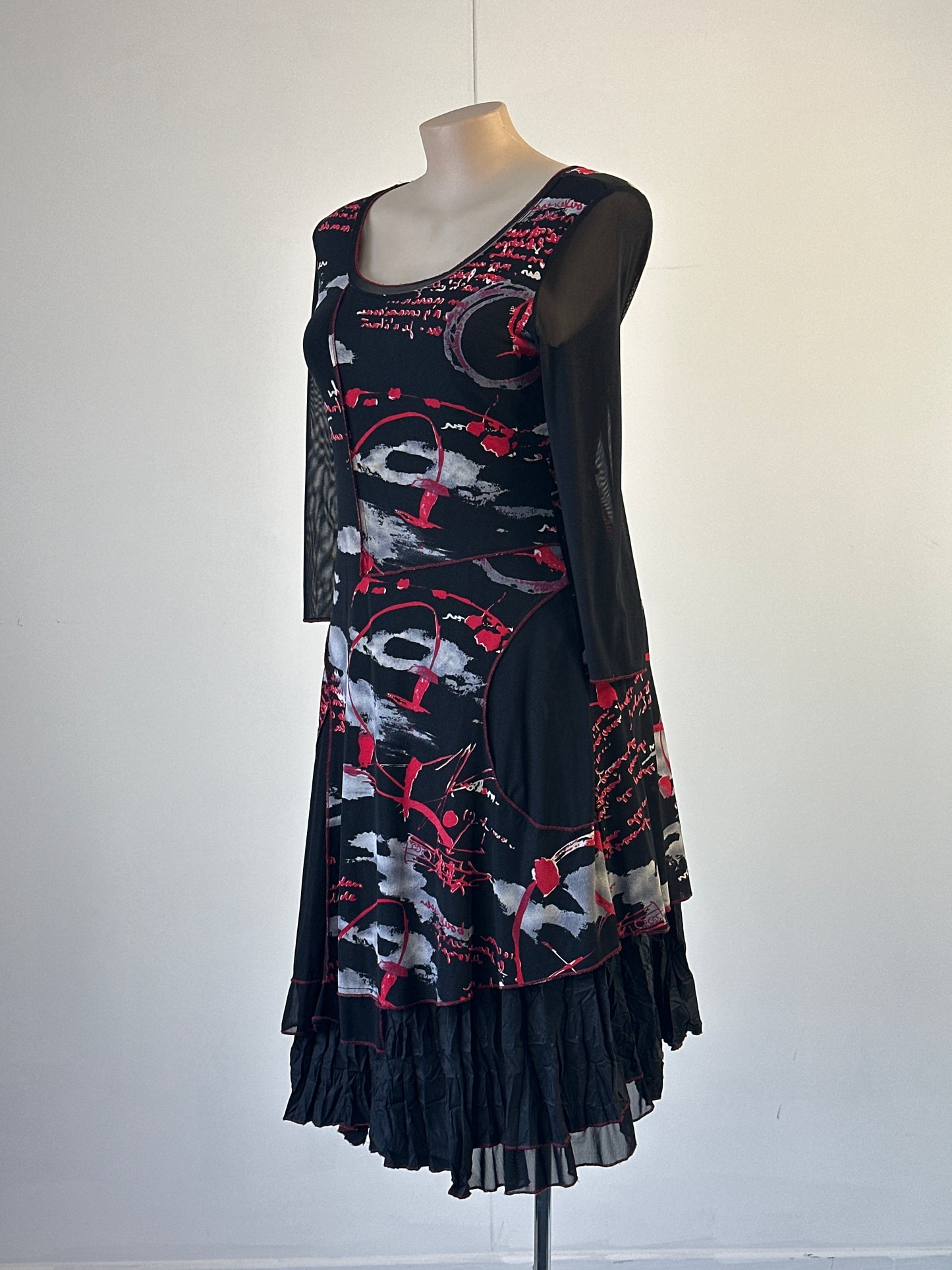 L'Officiel New Zealand | vintage 90's | dress | size 16 | midi length