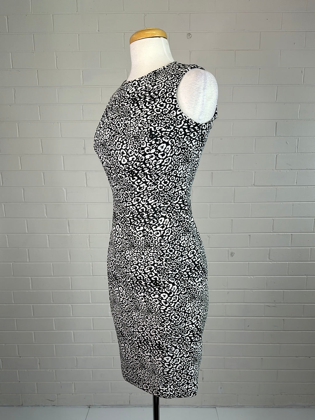 Calvin Klein | US | dress | size 8 | knee length