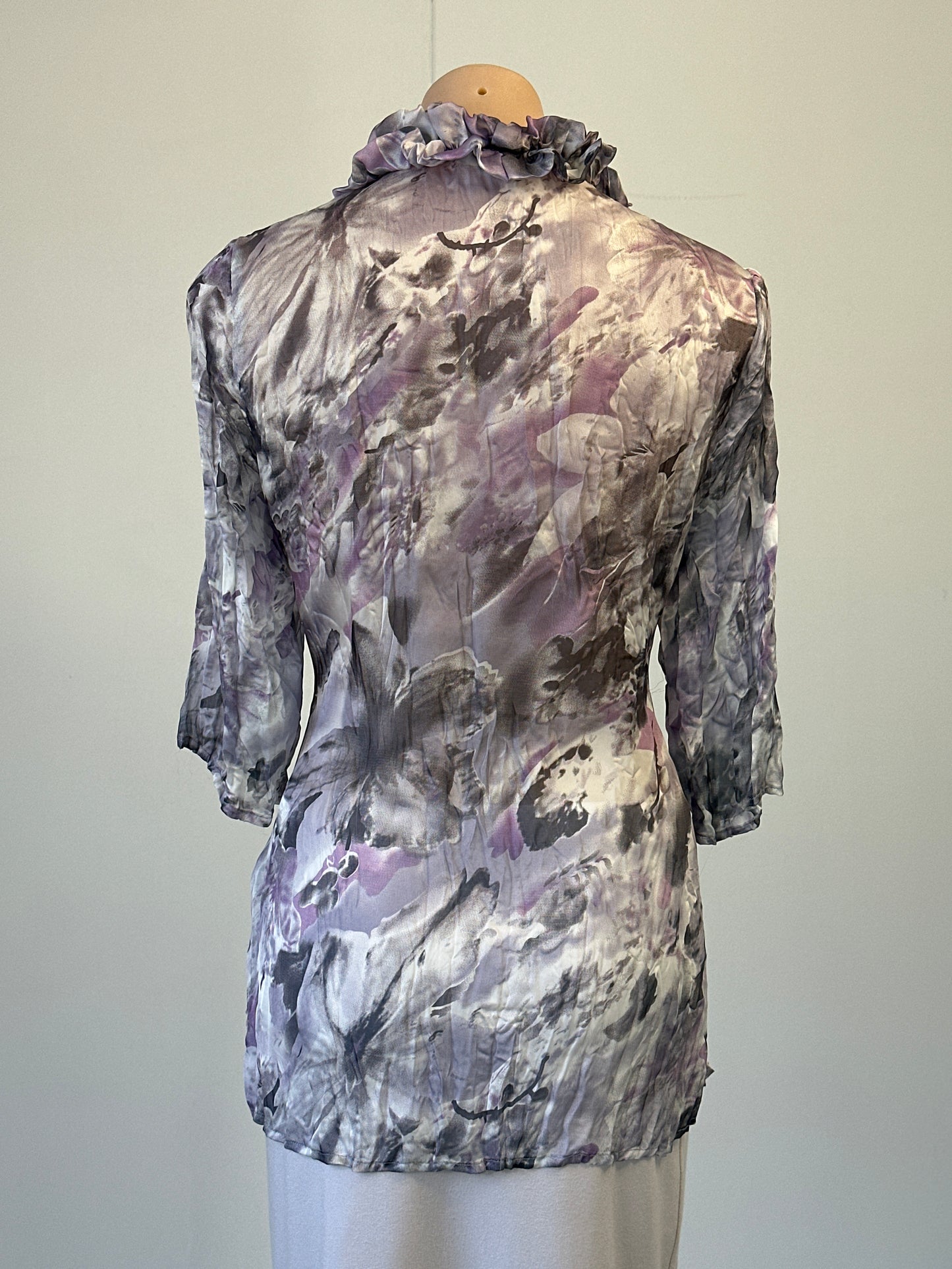 Flower | top | size 12 | three quarter sleeve