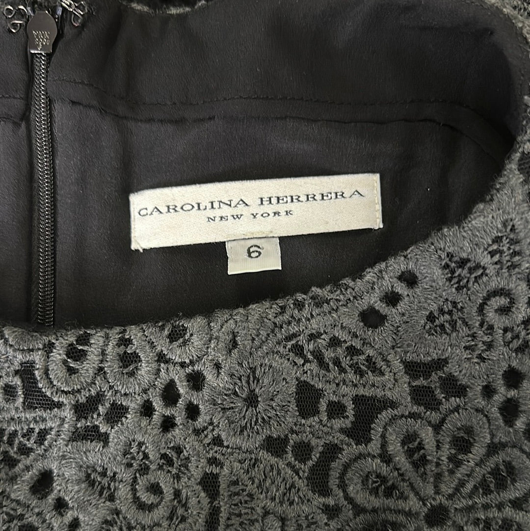 Carolina Herrera | New York | dress | size 6 | knee length | made in the USA