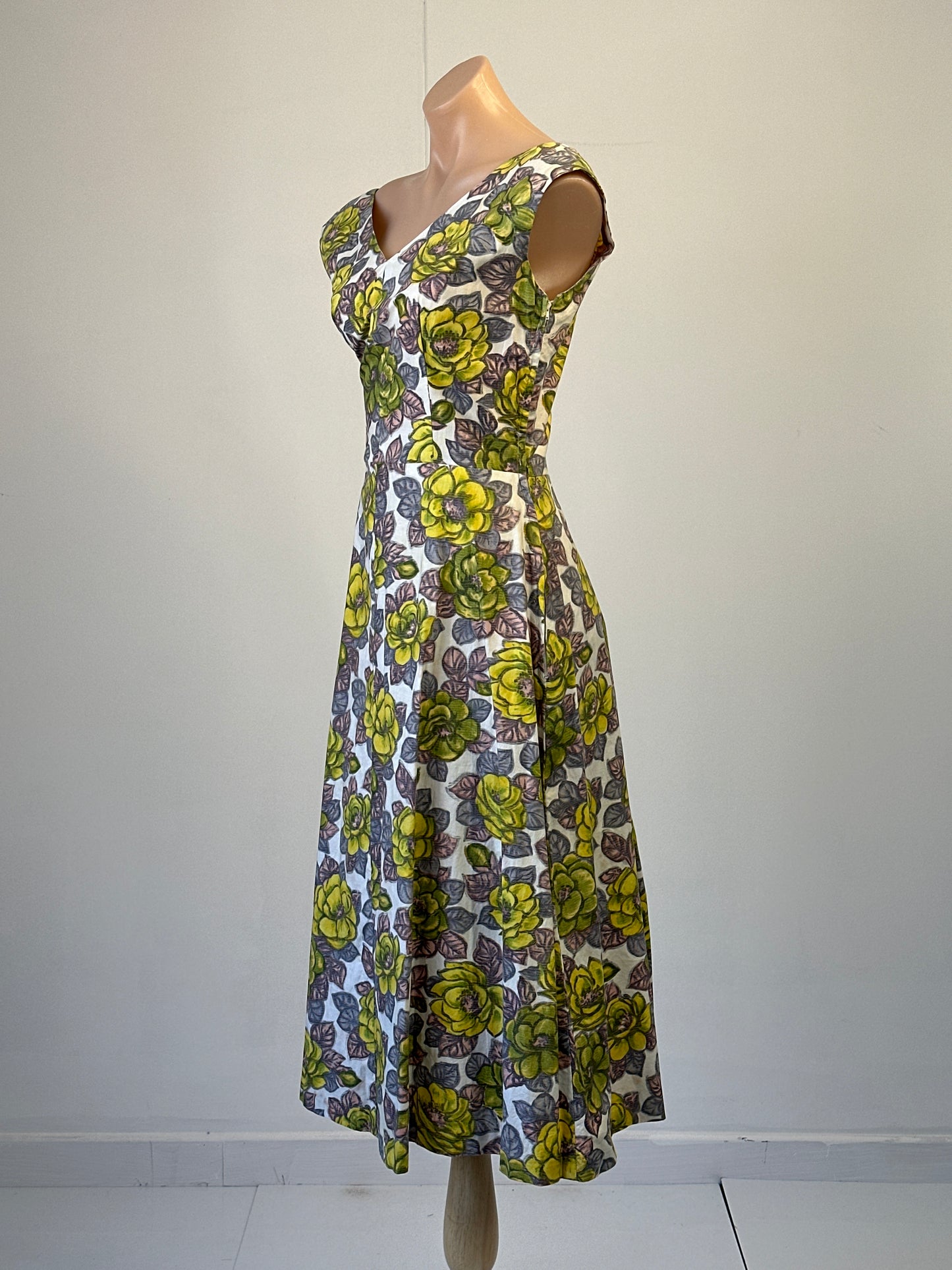 No label | vintage 60’s | dress | size 12 | midi length