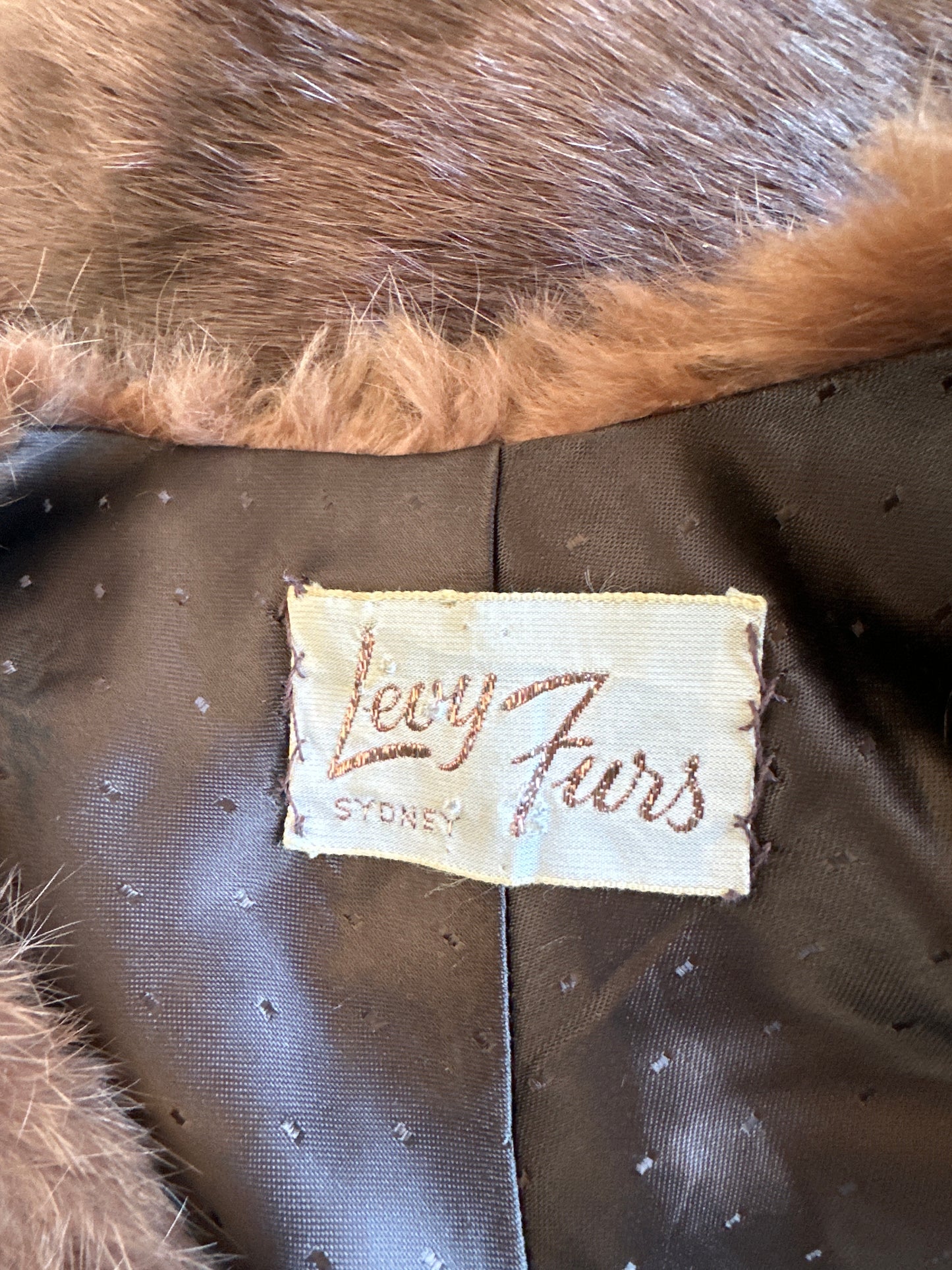 Levy Furs - Sydney | vintage 50's | fur stole | one size | wrap front