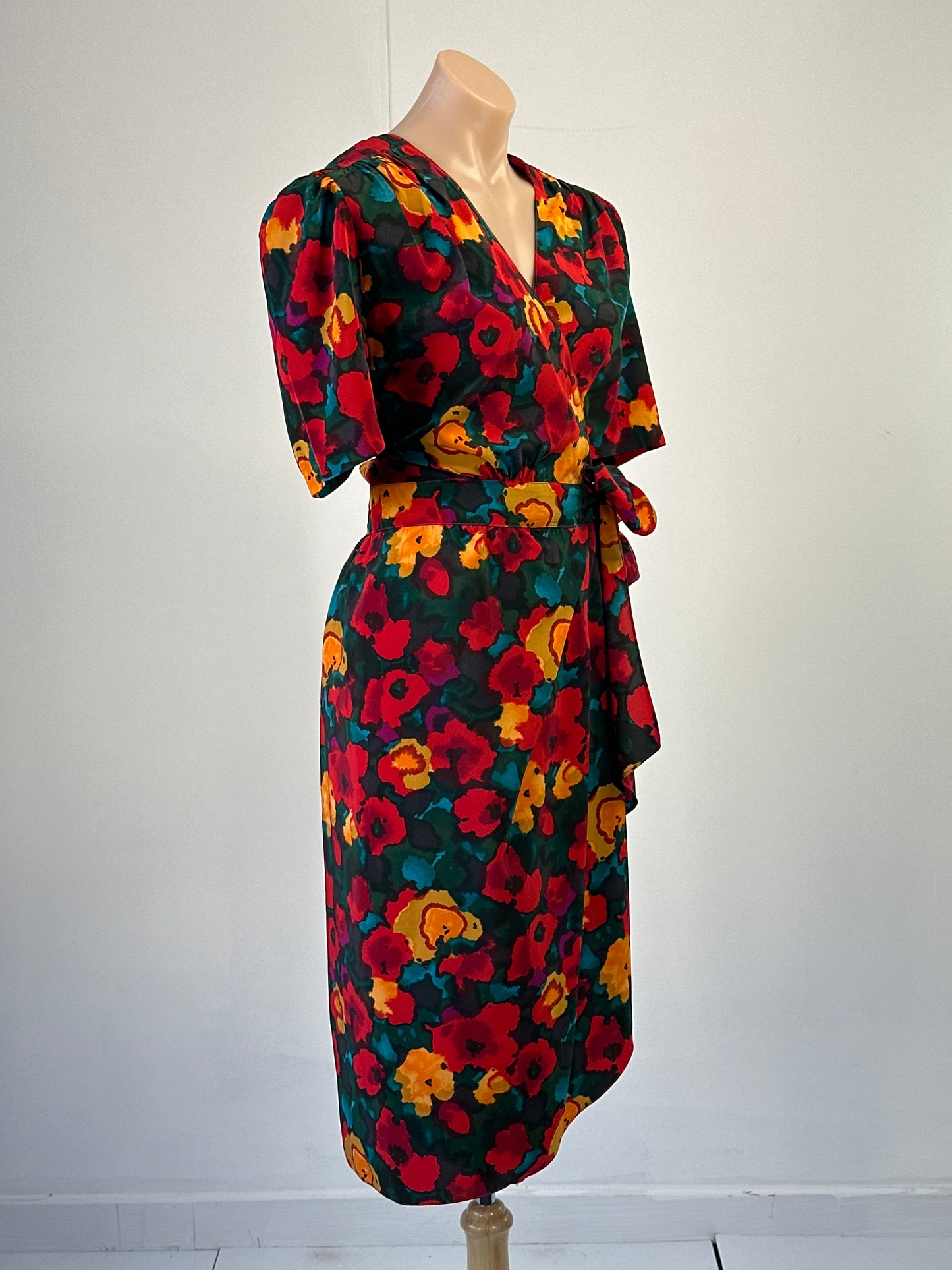 Sally Browne | vintage 80’s | dress | size 12 | midi length | made in Australia 🇦🇺