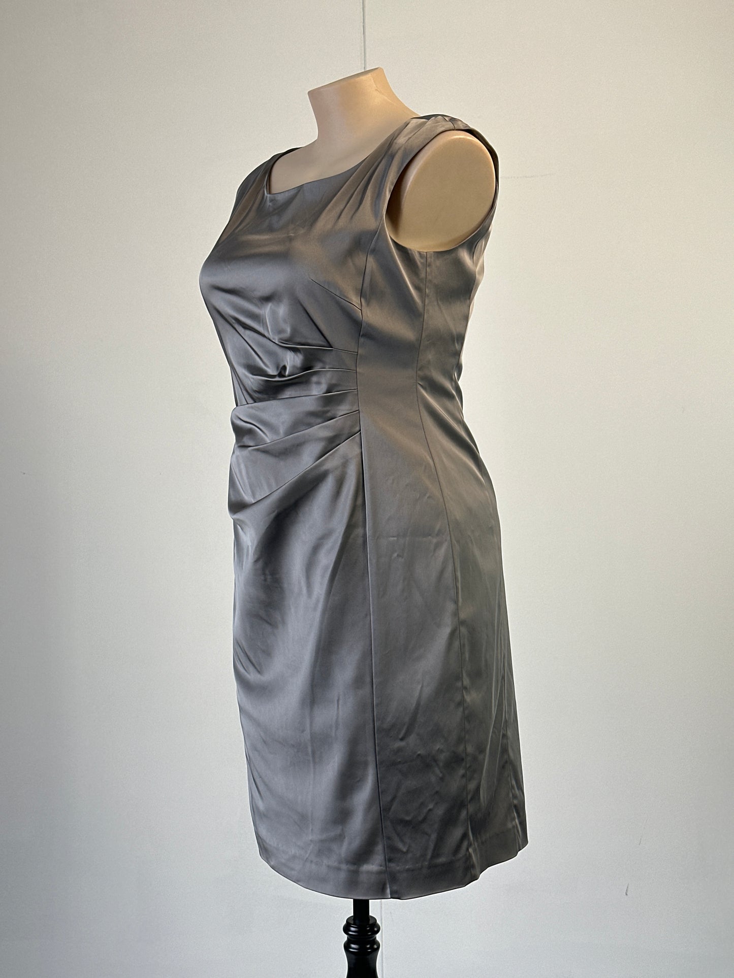 MARIPOSA | dress | size 18 | knee length